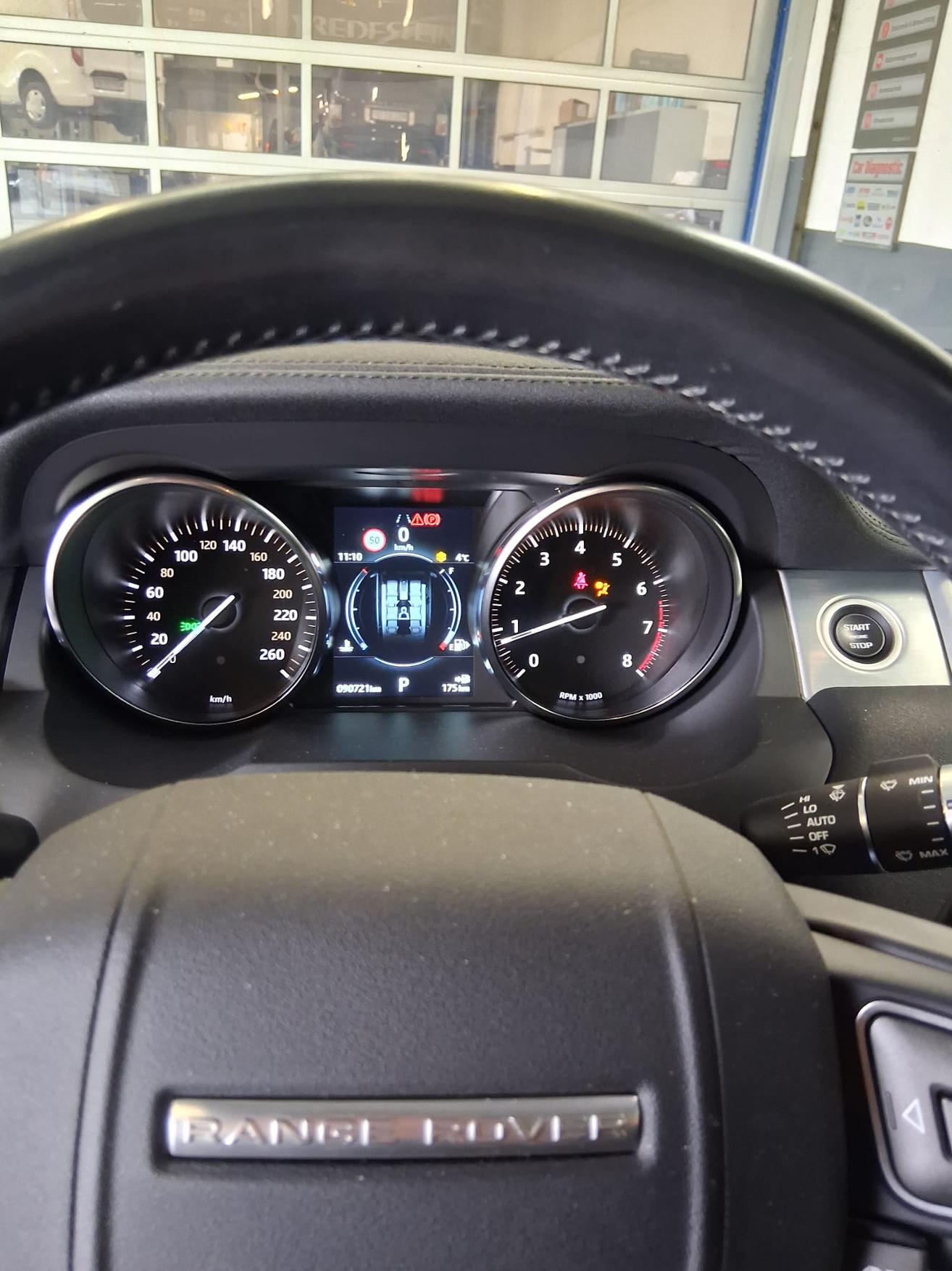 LAND ROVER Range Rover Evoque 2.0 Si4 SE-image-8