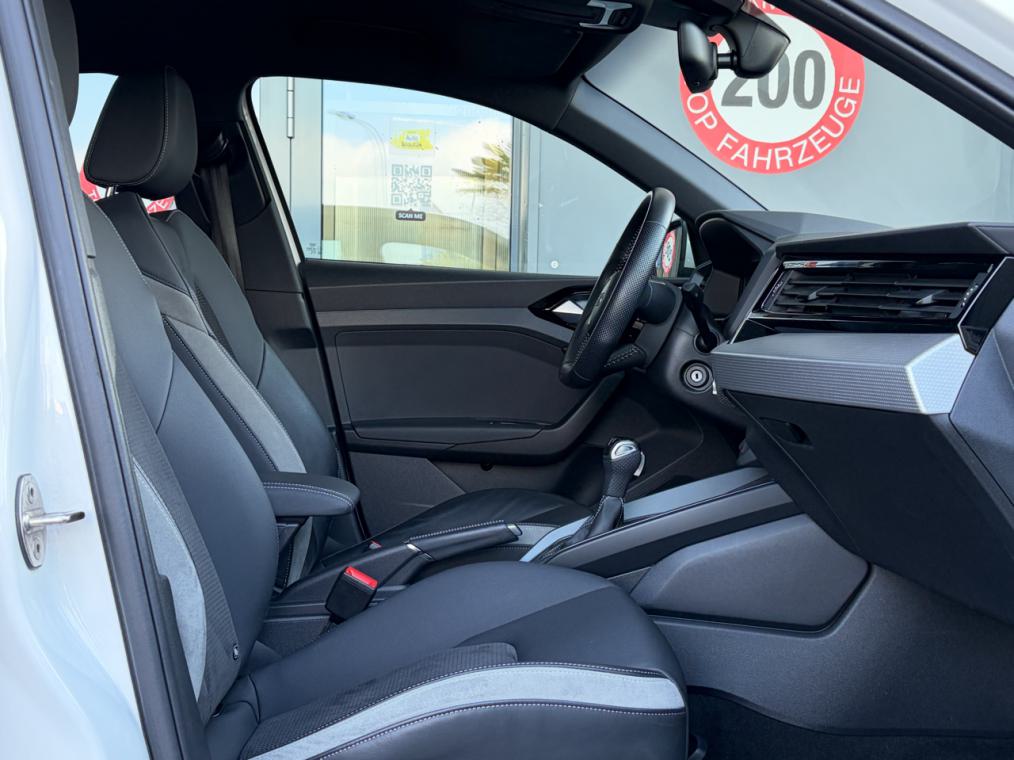 AUDI A1 Sportback 35 TFSI S Line S-tronic-image-6