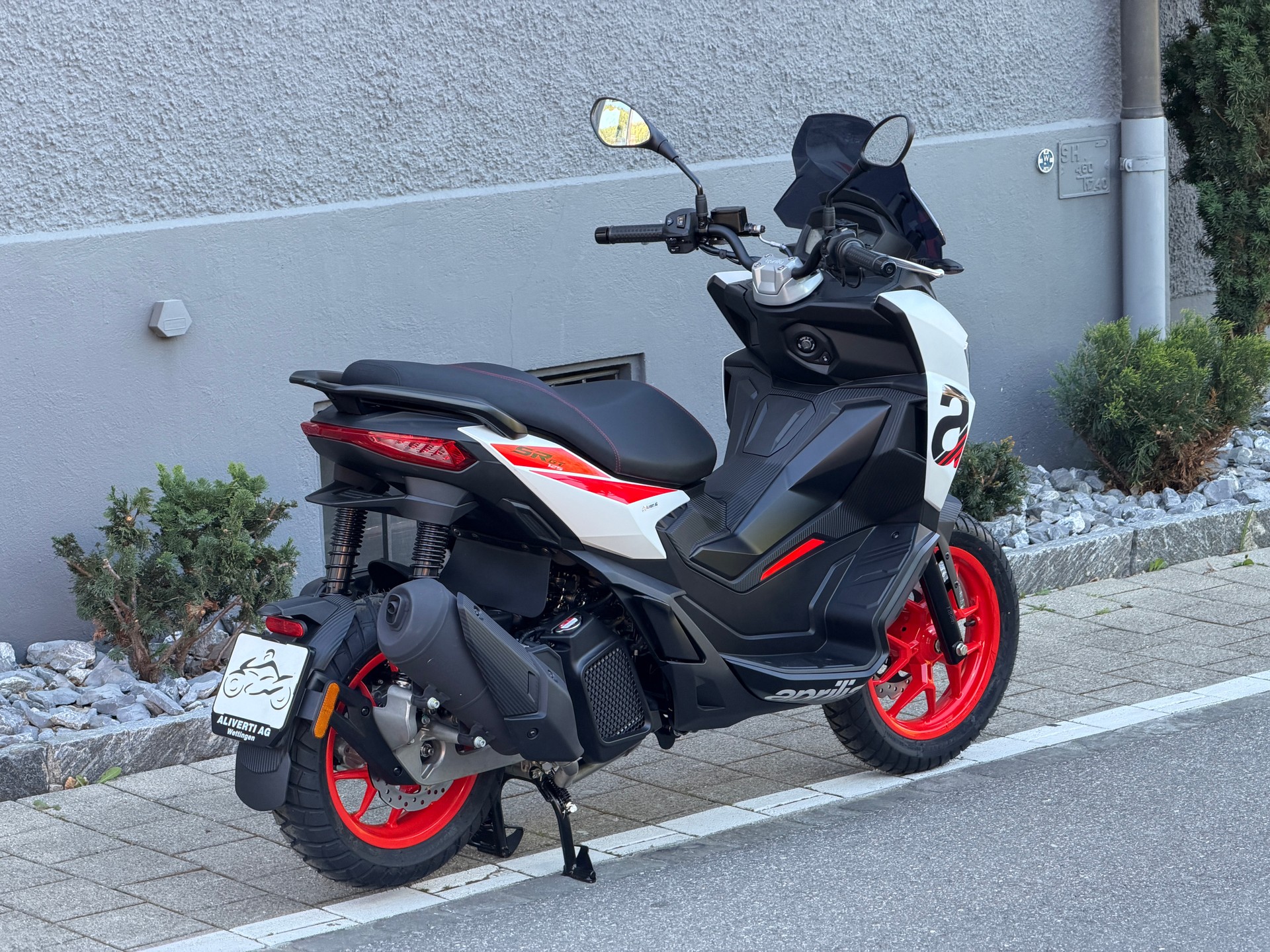 APRILIA SR 125 GT Sport ABS E5+-image-15