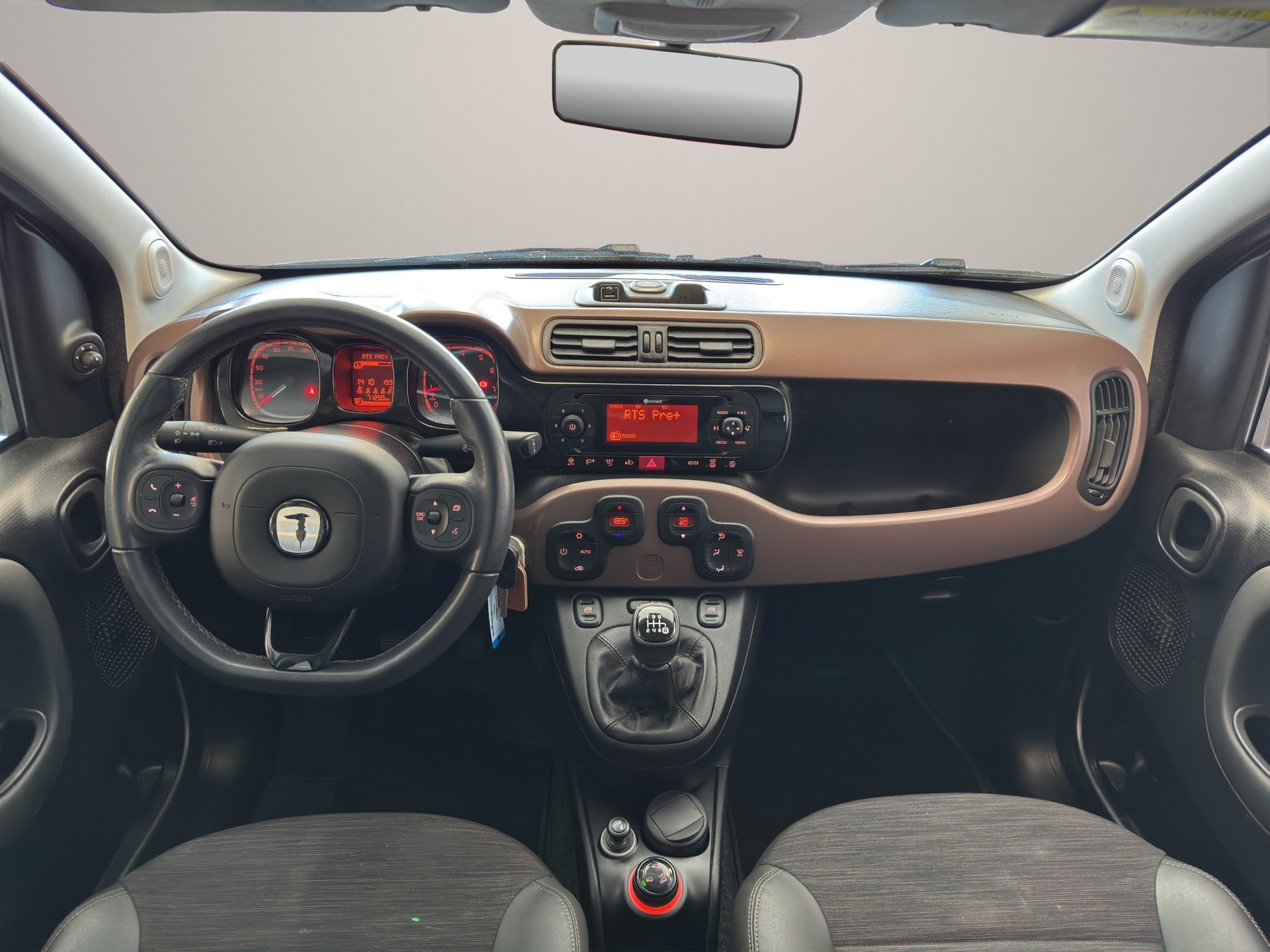 FIAT Panda 0.9 Twinair Turbo Trussardi 4x4-image-11