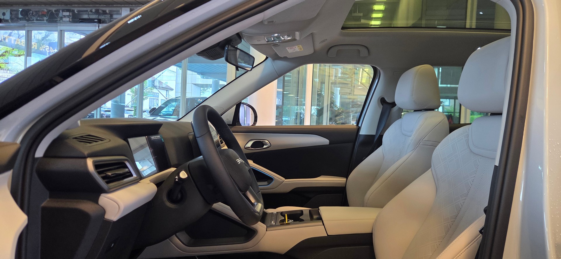 BYD Atto 2 DM-i Boost-image-4
