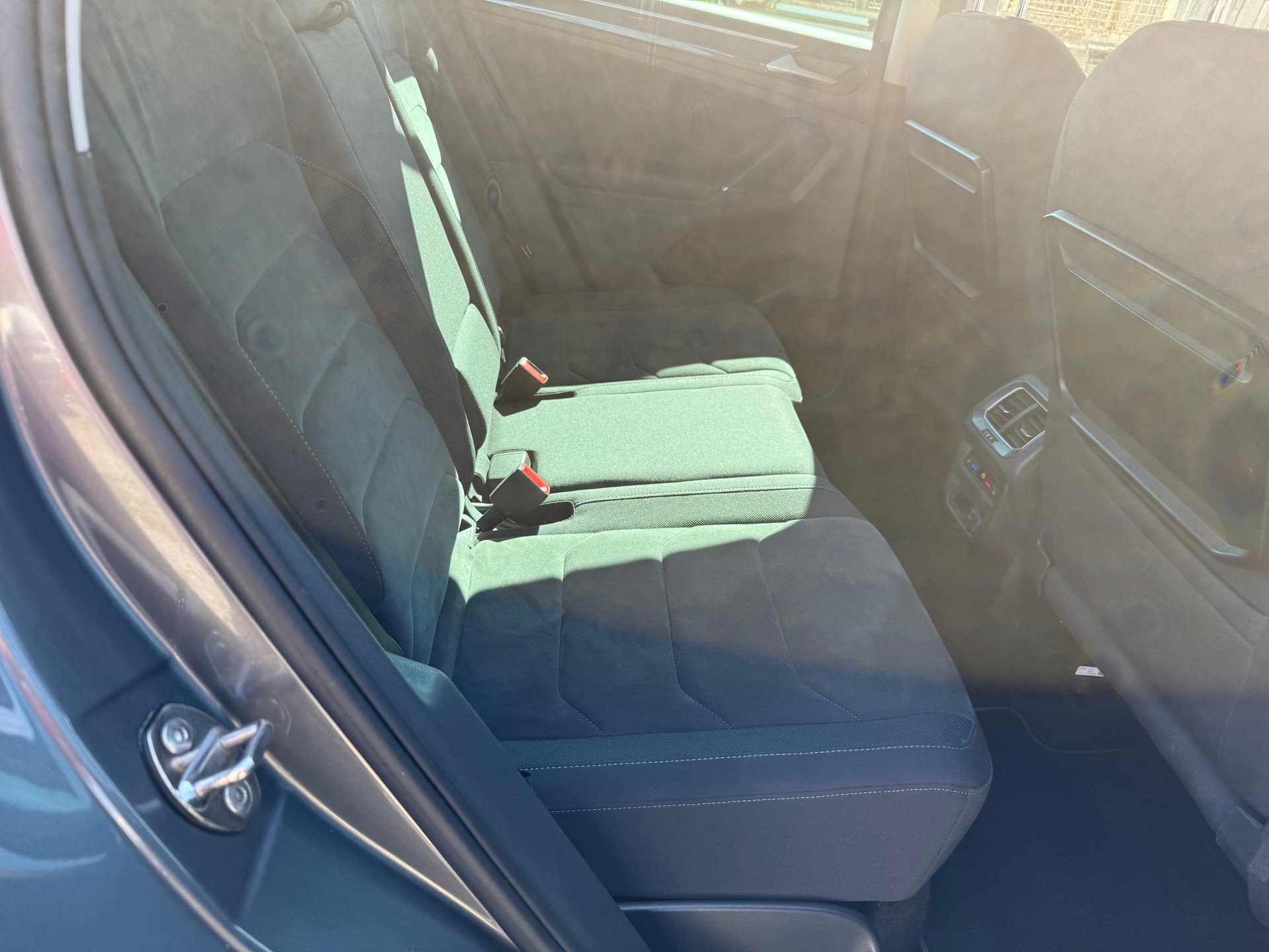 VW Tiguan 2.0TSI Comfortline 4Motion DSG-image-9