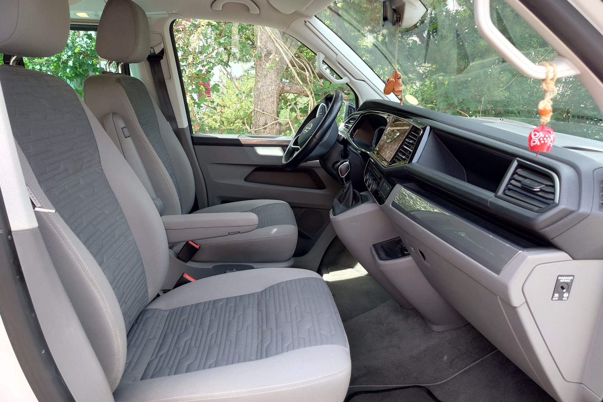 VW T6.1 California 2.0 TDI Ocean Edition Liberty 4Motion DSG-image-9