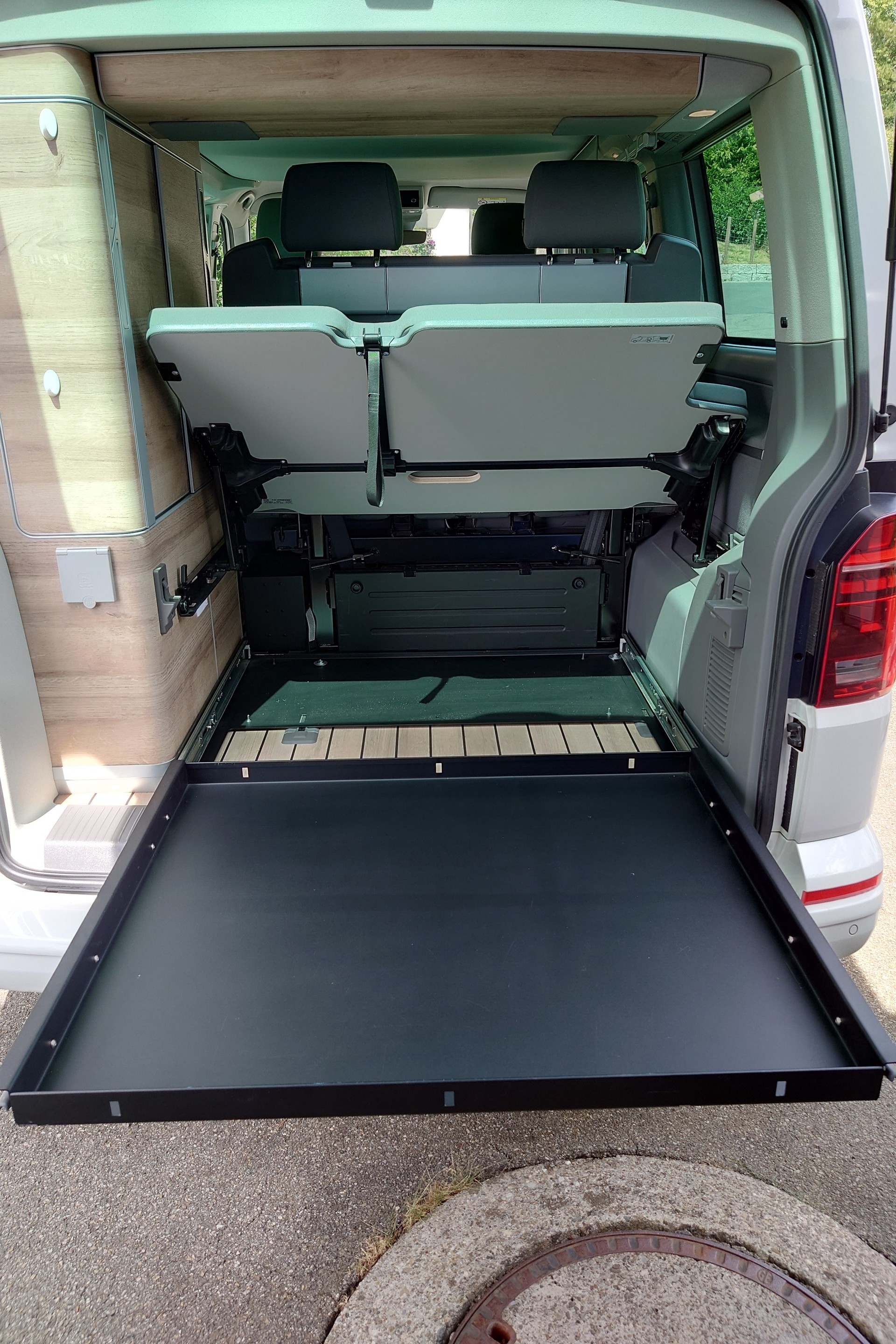 VW T6.1 California 2.0 TDI Ocean Edition Liberty 4Motion DSG-image-7
