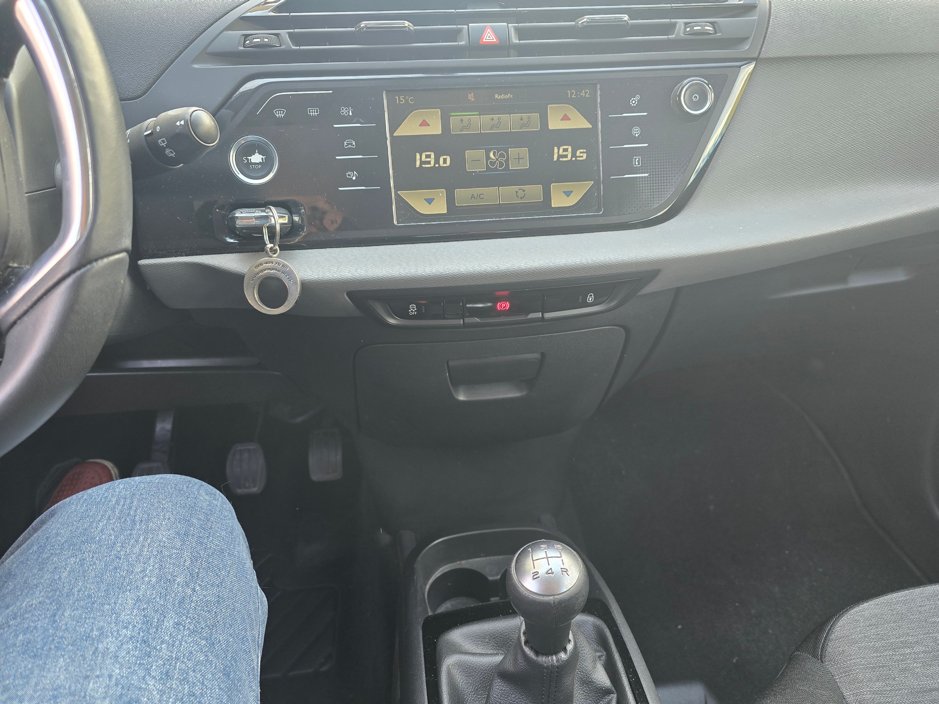 CITROEN C4 Picasso 1.6i 16V Séduction-image-11