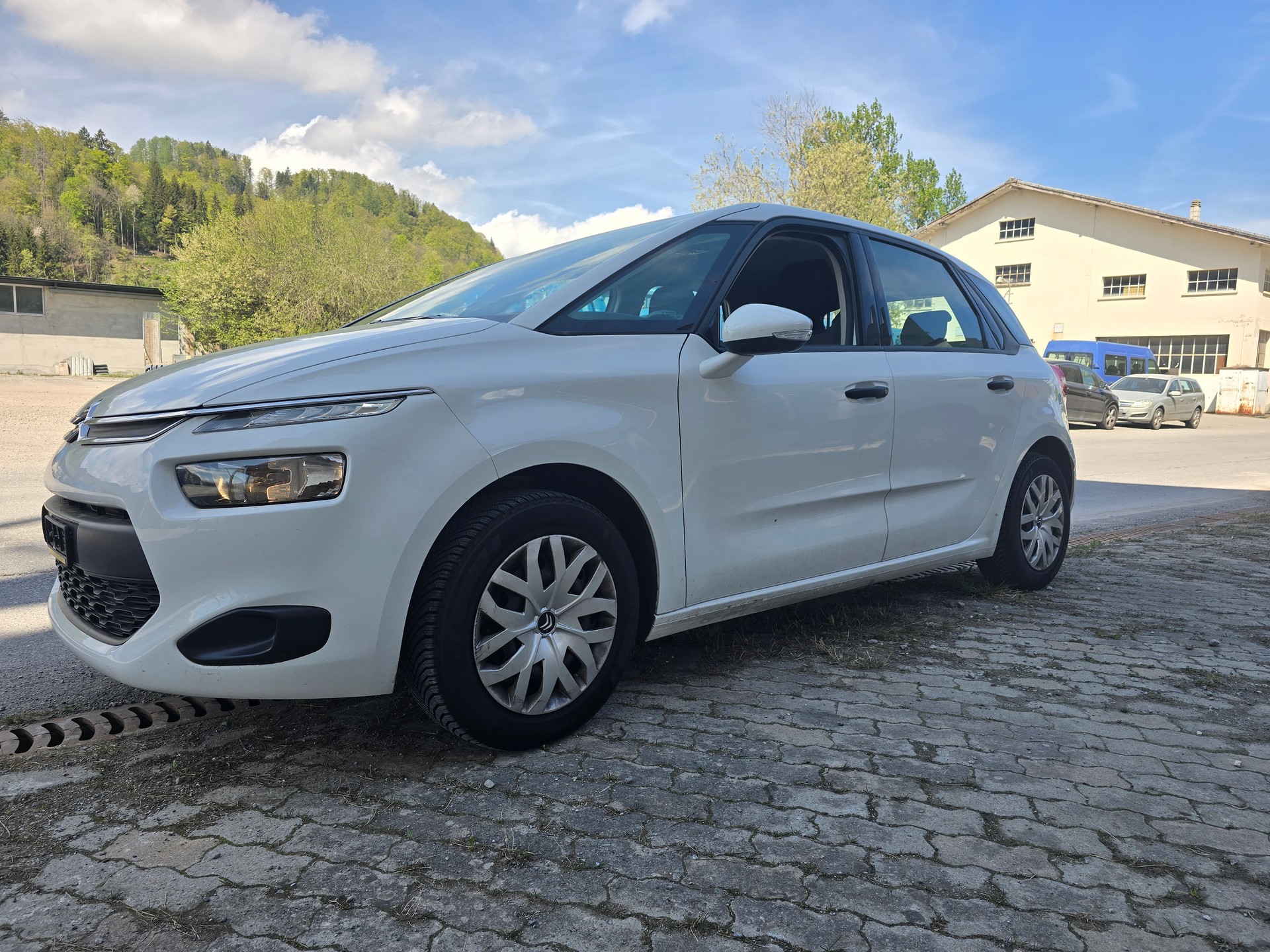 CITROEN C4 Picasso 1.6i 16V Séduction-image-1