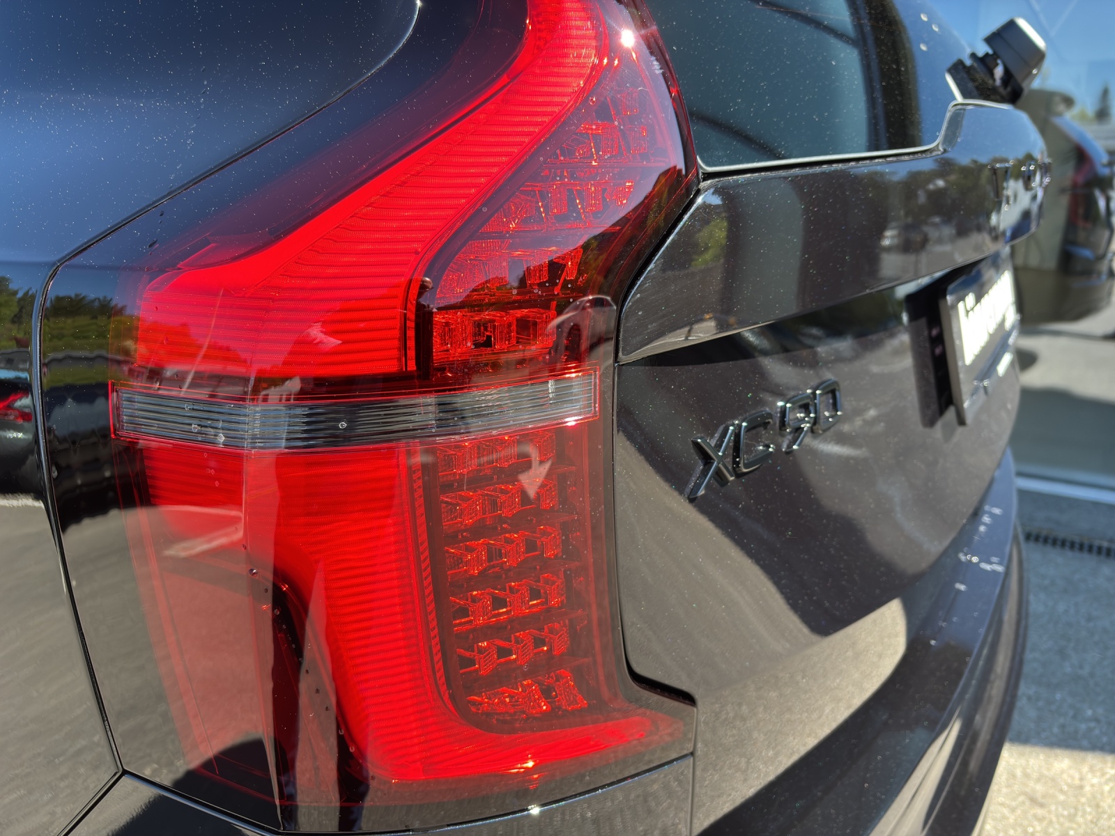 VOLVO XC90 2.0 T8 TE Black Edition eAWD-image-14