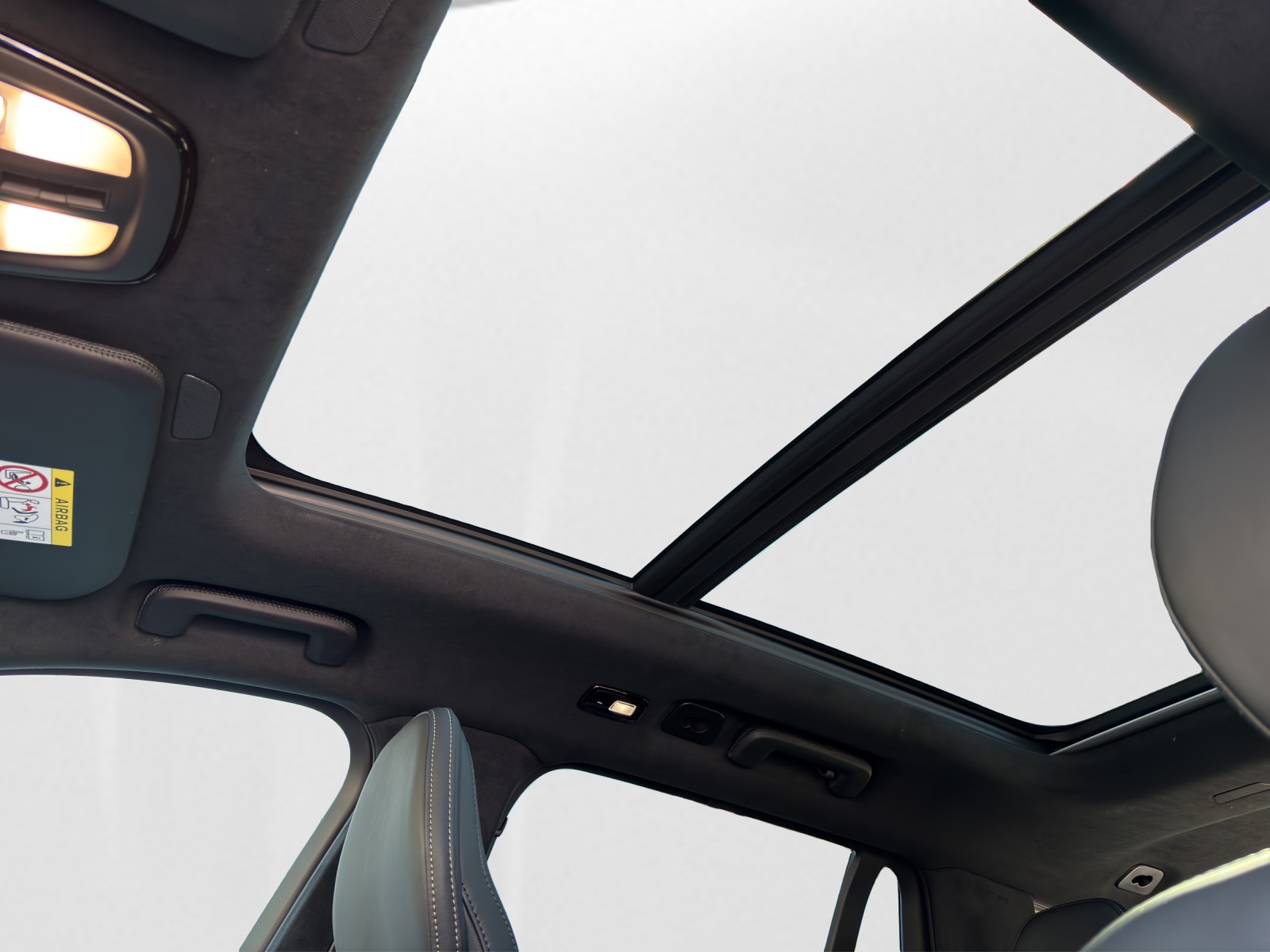 VOLVO XC90 2.0 T8 TE Black Edition eAWD-image-5