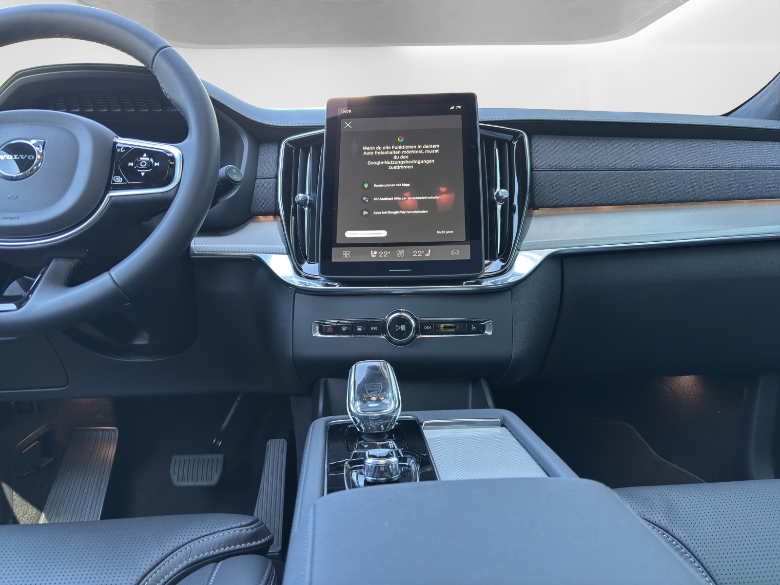 VOLVO XC90 2.0 T8 TE Black Edition eAWD-image-8