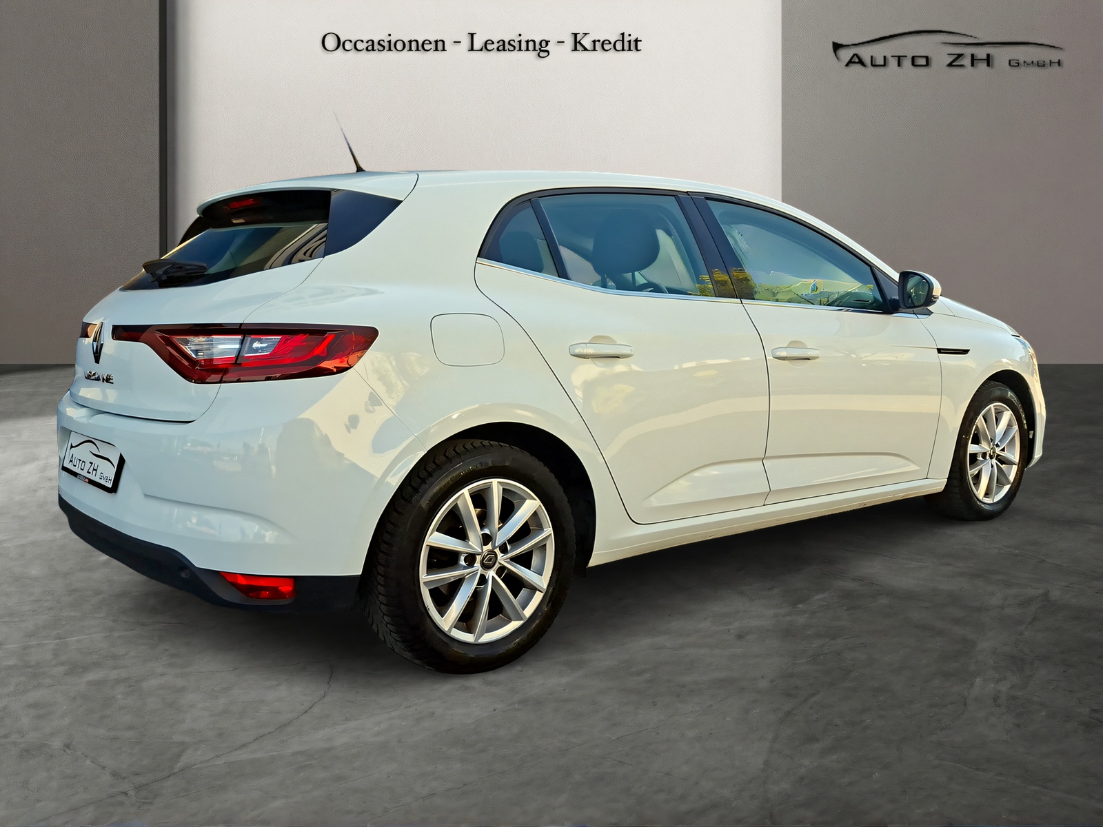 RENAULT Mégane 1.5 dCi Zen EDC-image-3
