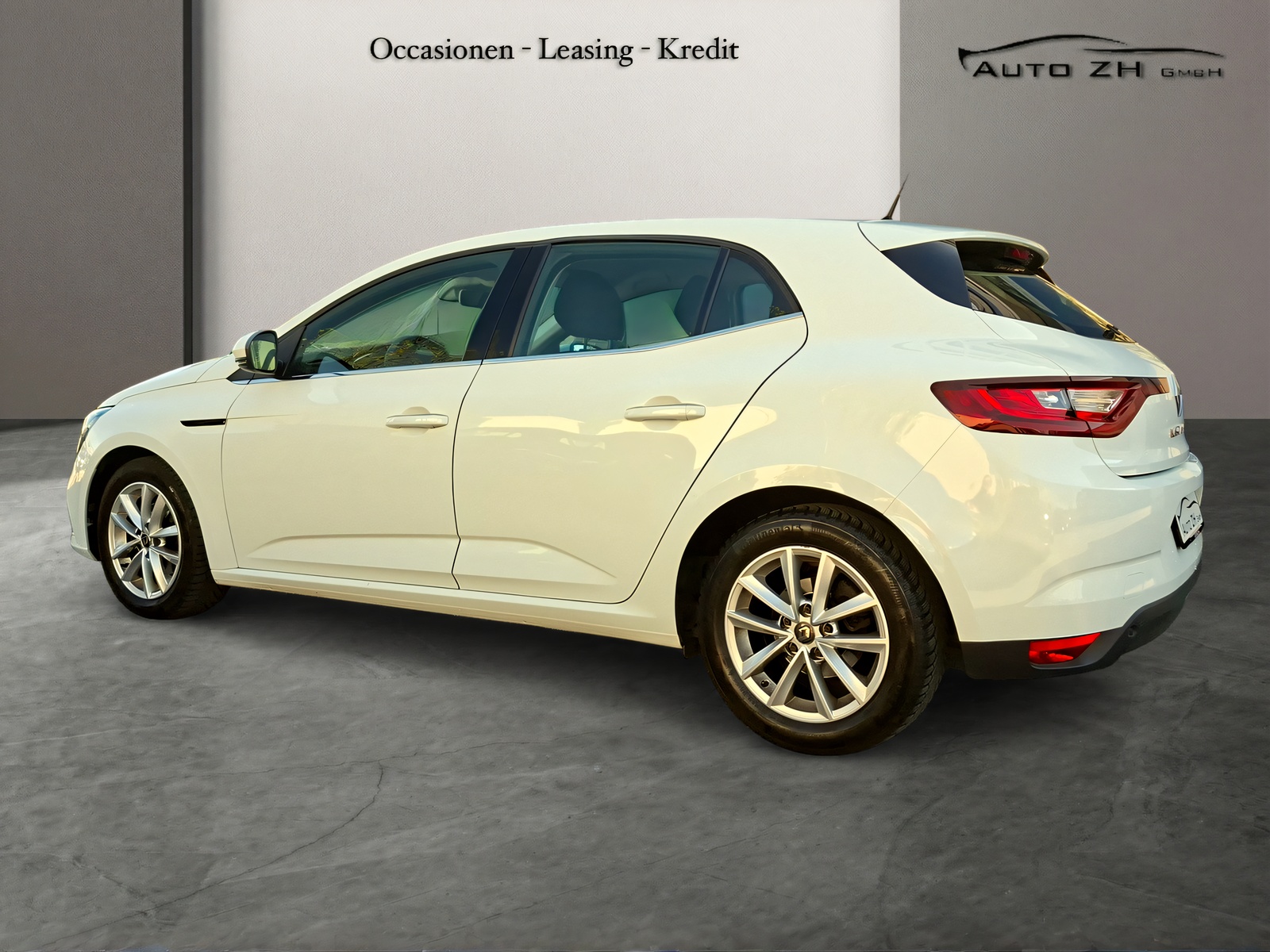 RENAULT Mégane 1.5 dCi Zen EDC-image-5