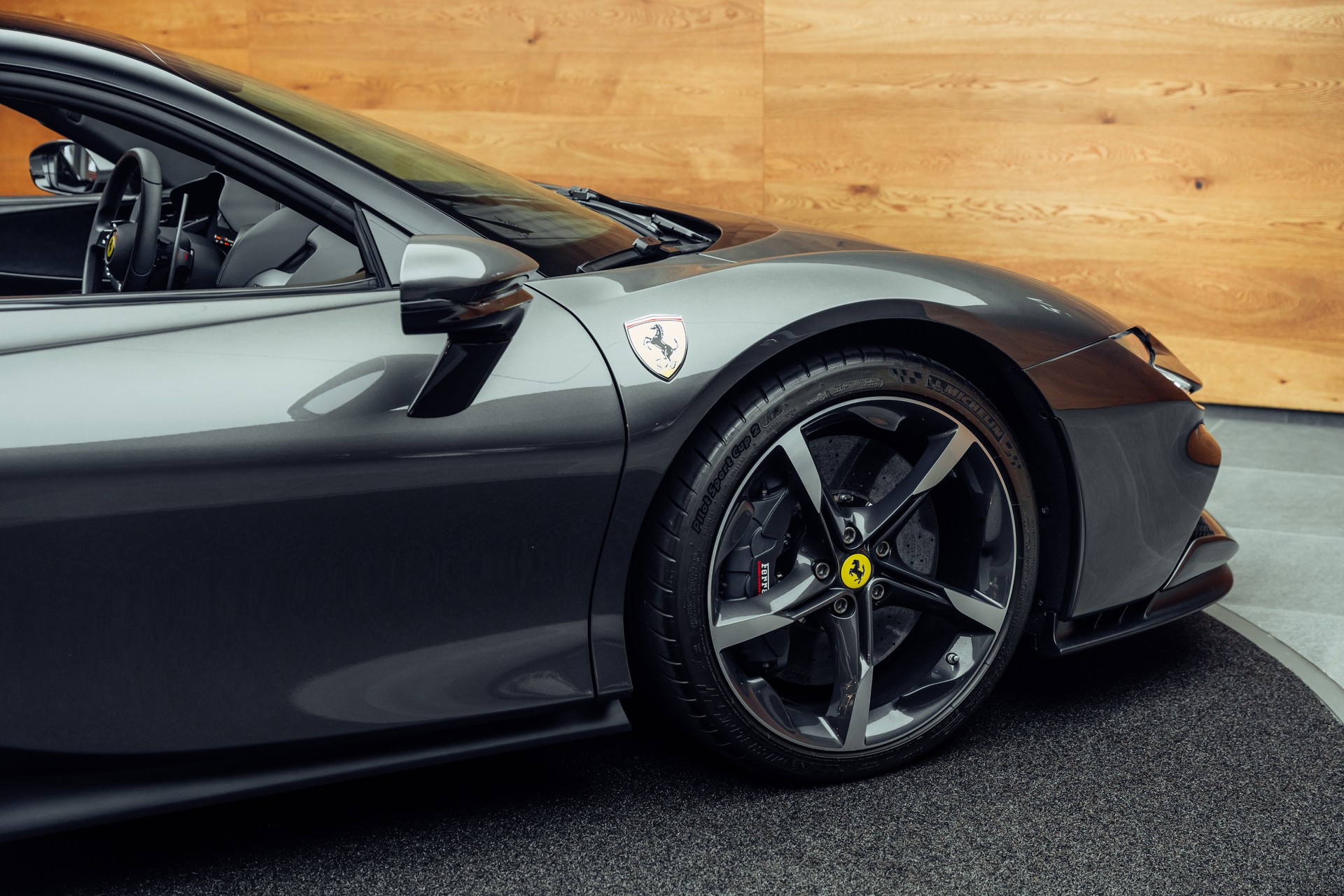 FERRARI SF90 Stradale Assetto Fiorano-image-25