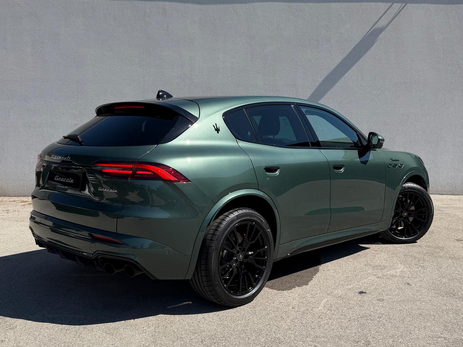 MASERATI Grecale 2.0 MHEV Modena Hybrid Automatica-image-1