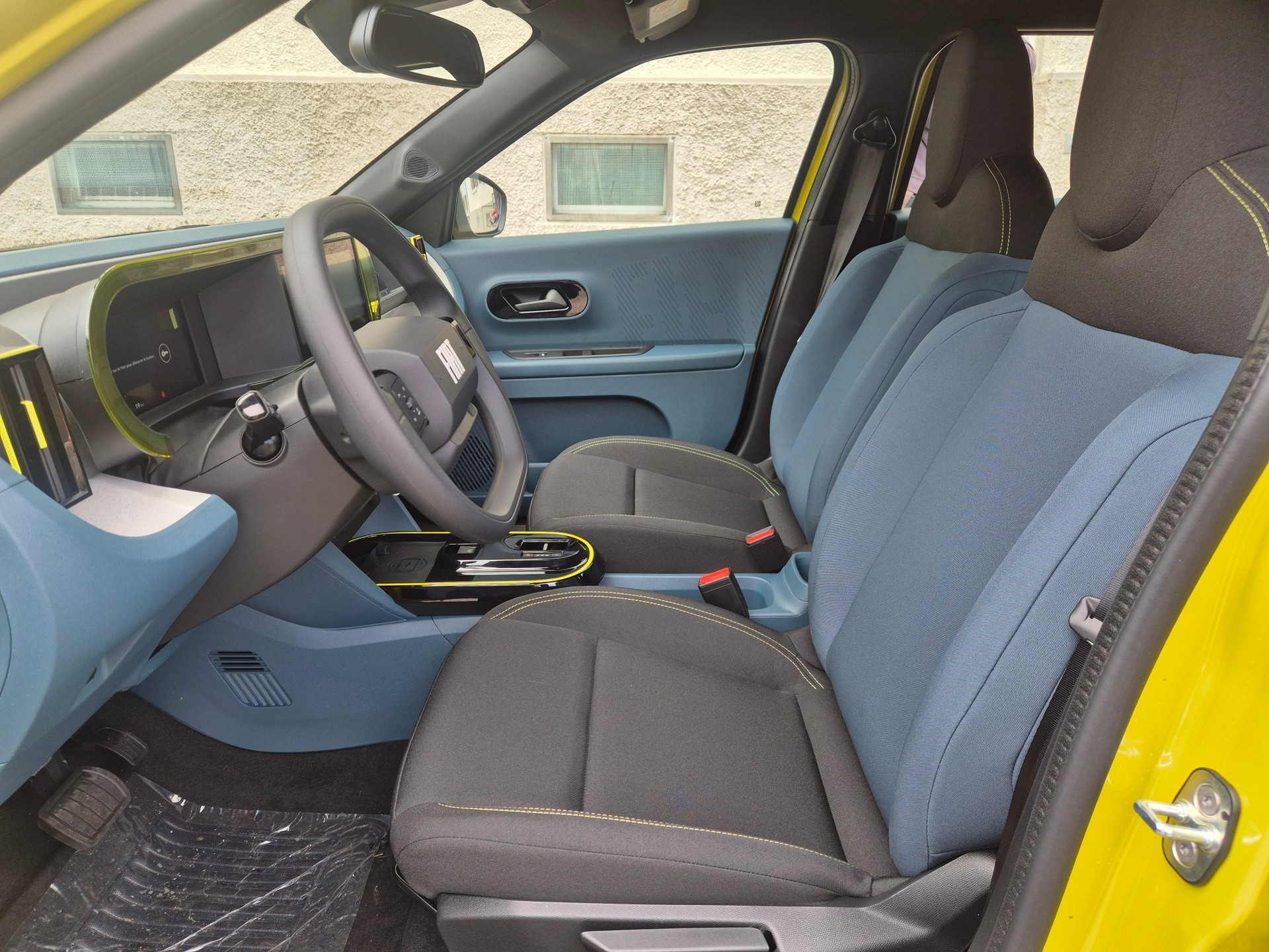 FIAT Grande Panda MHEV Icon-image-7