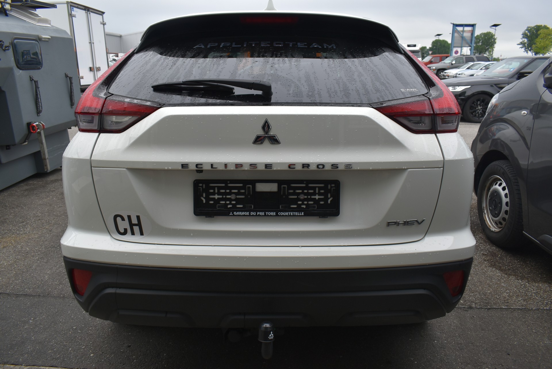 MITSUBISHI Eclipse Cross 2.4 PHEV Inform 4WD-image-11