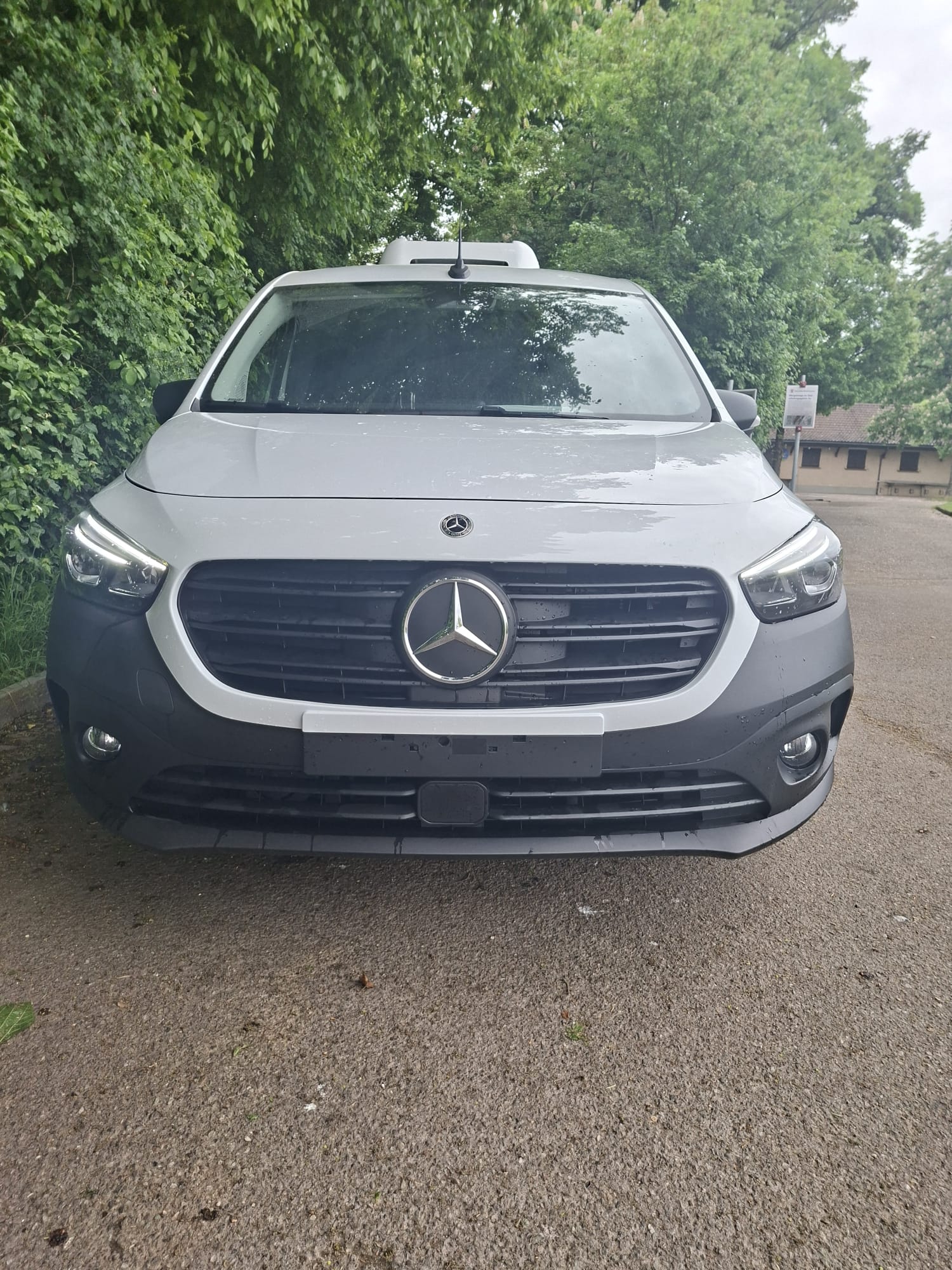 MERCEDES-BENZ eCitan 45kWh Base-image-10