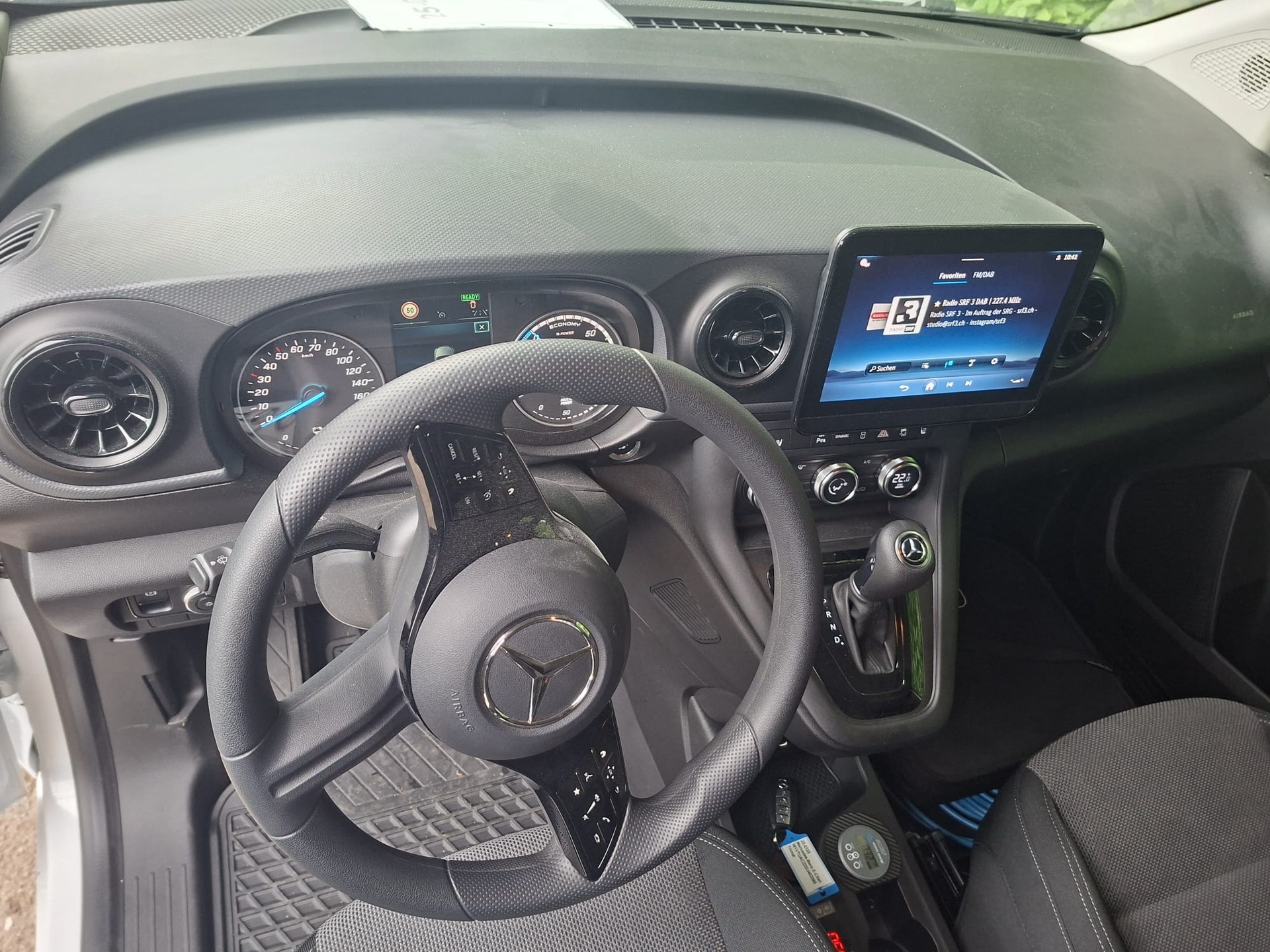 MERCEDES-BENZ eCitan 45kWh Base-image-12