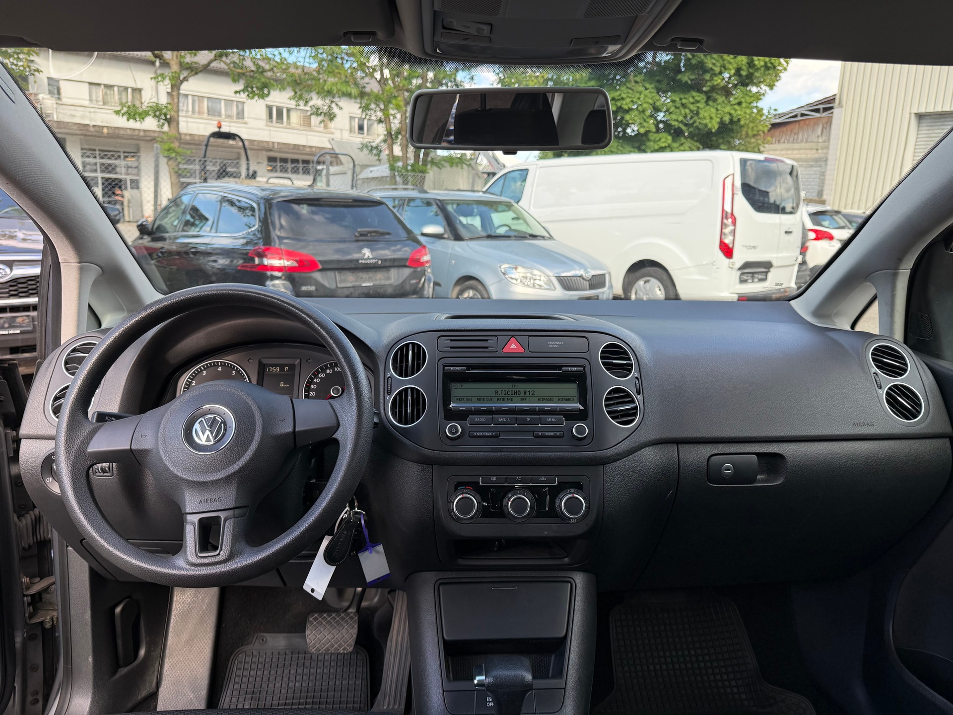 VW Golf Plus 1.4 TSI Trendline DSG-image-6