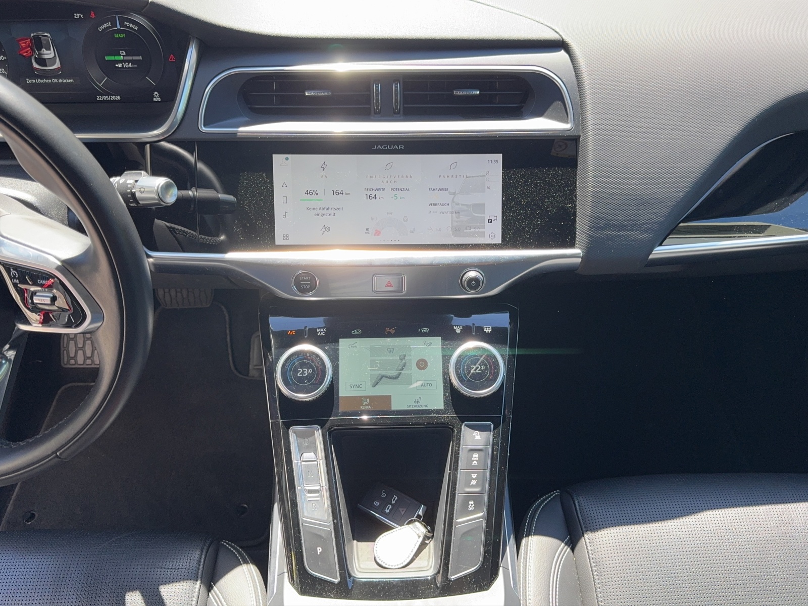 JAGUAR I-Pace EV400 S AWD-image-6