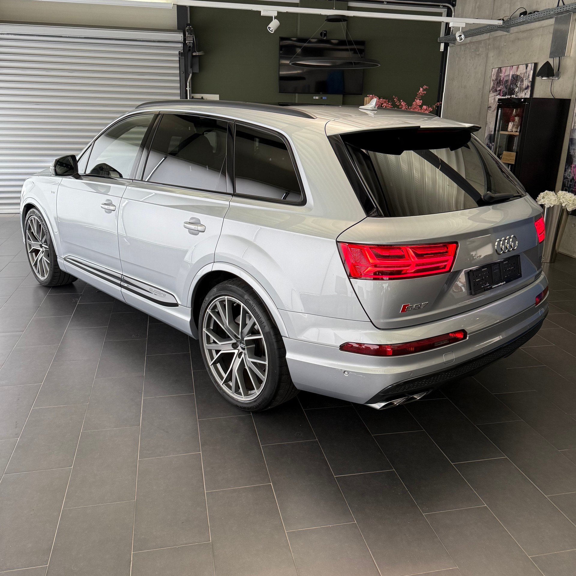 AUDI SQ7 4.0 V8 TDI quattro T-Tronic-image-6