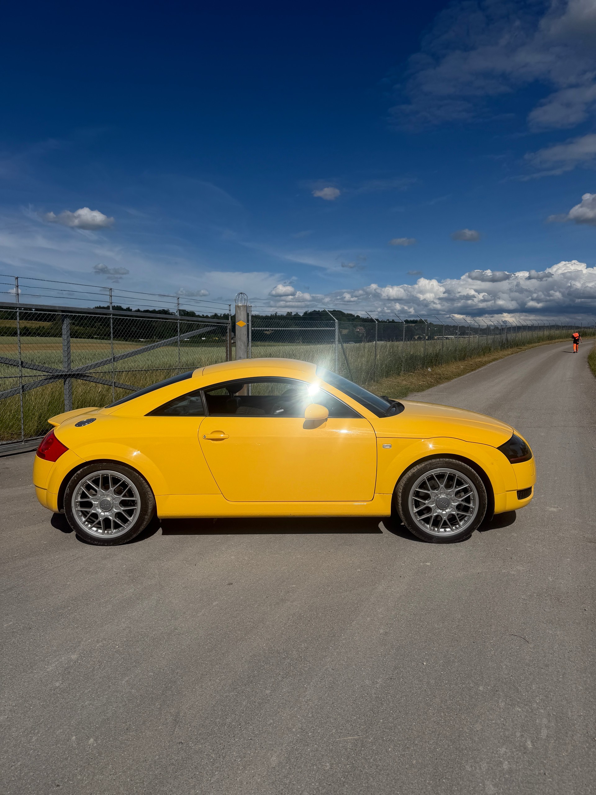 AUDI TT Coupé 1.8 T quattro-image-6