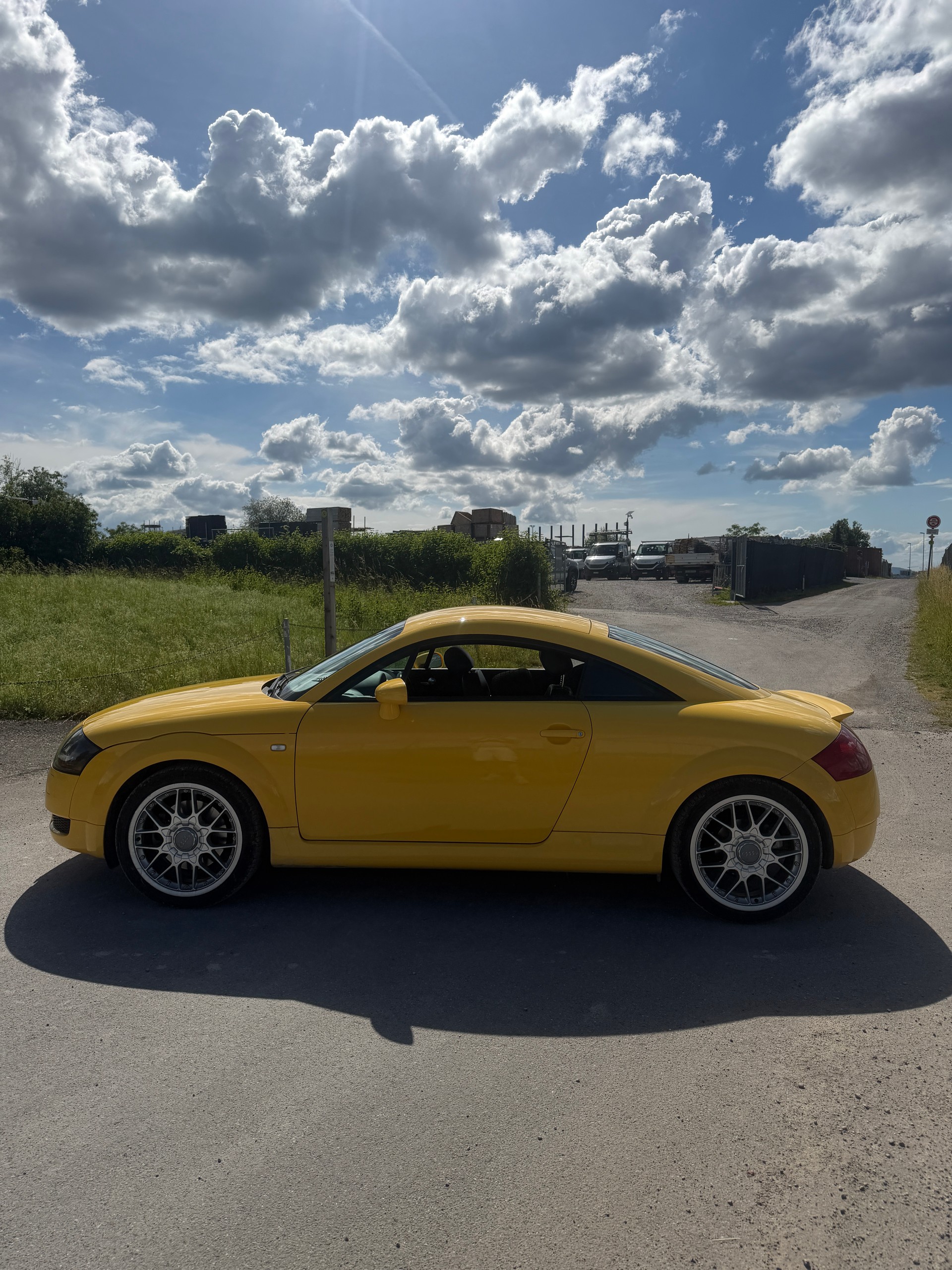 AUDI TT Coupé 1.8 T quattro-image-3
