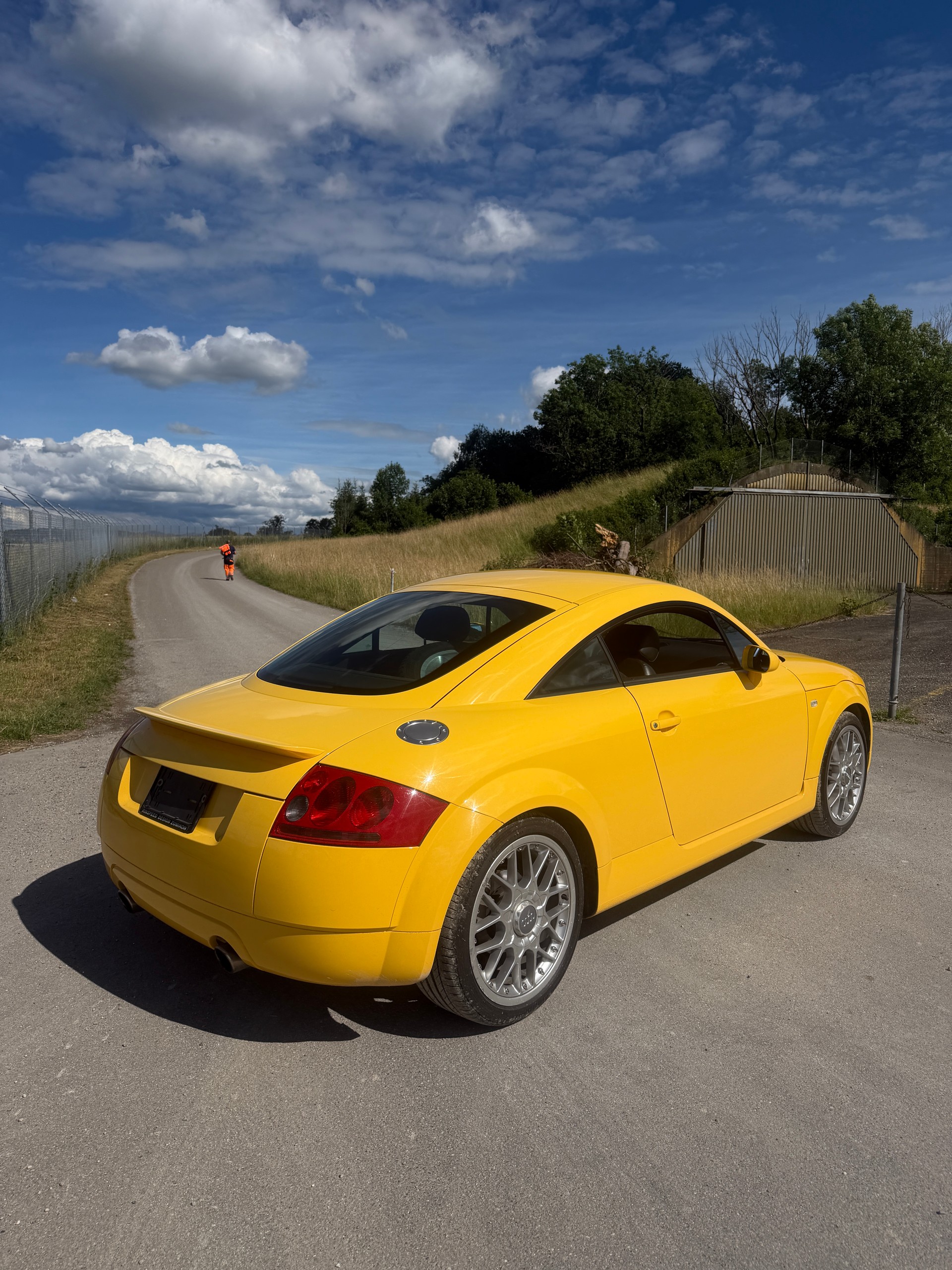 AUDI TT Coupé 1.8 T quattro-image-5