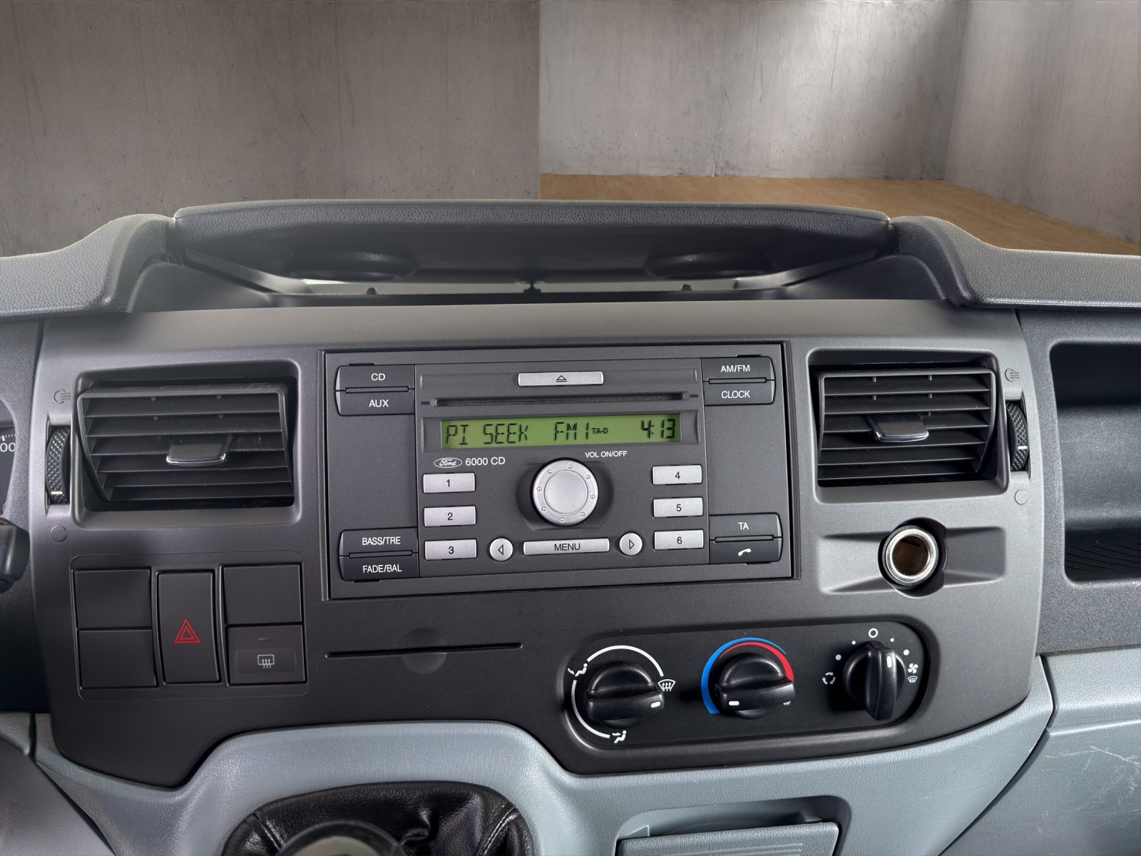 FORD Transit 2.2 TDCi 280 M-image-9