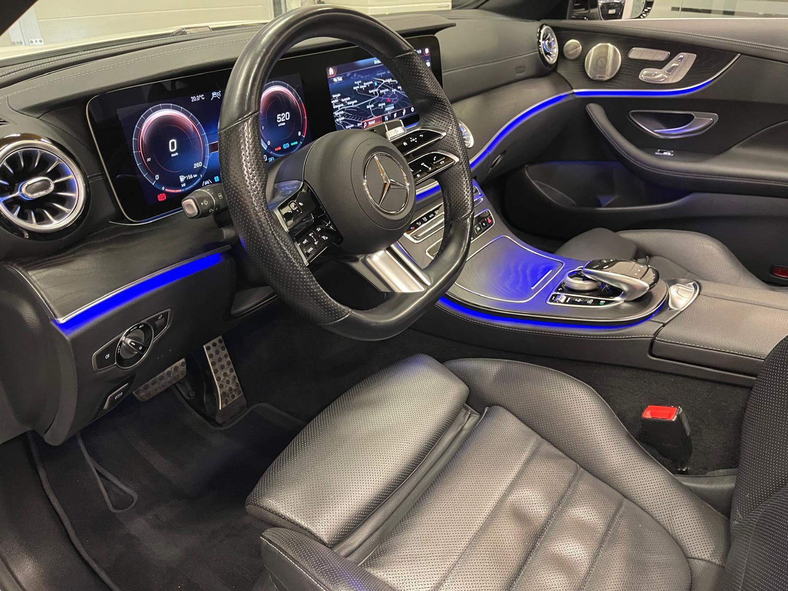 MERCEDES-BENZ E 450 AMG Line 4matic Cabriolet-image-10