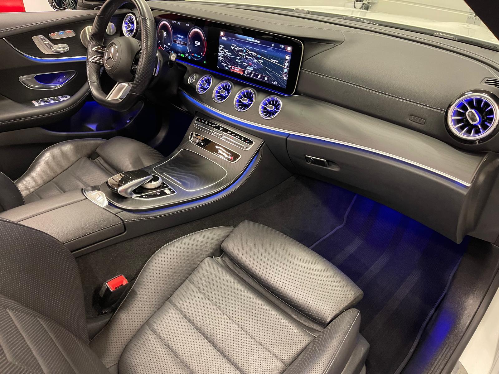 MERCEDES-BENZ E 450 AMG Line 4matic Cabriolet-image-11