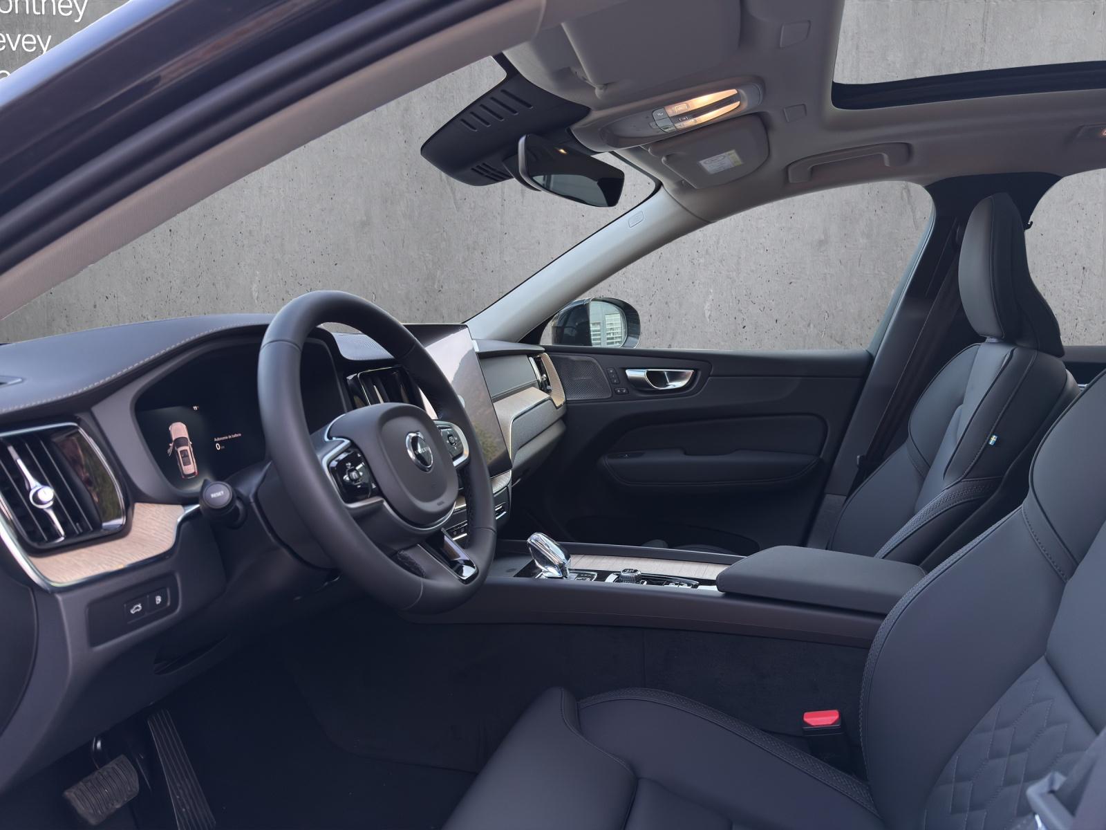 Image VOLVO XC60 XC60 T6 eAWD PluginHybrid Ultra Dark Geartronic