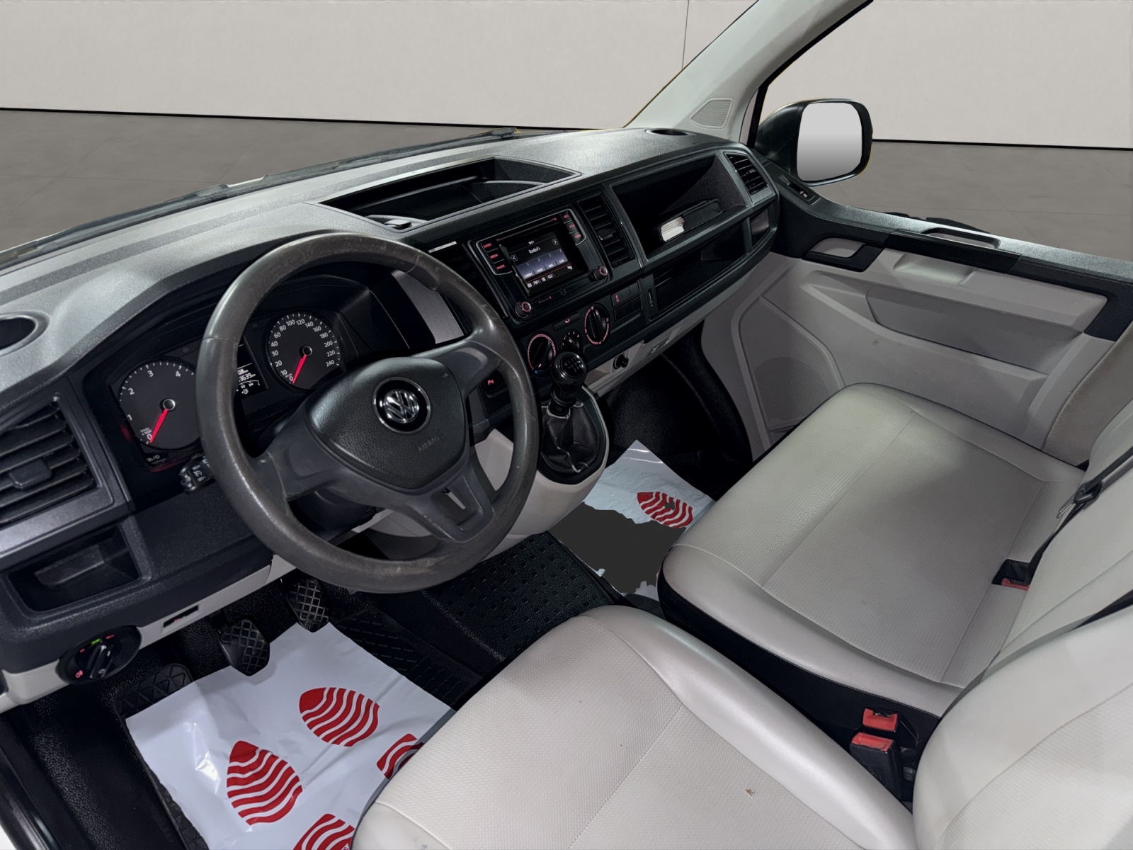 VW T6 2.0 TDI 4Motion ( Mit AHK / Sortimo Regale )-image-8