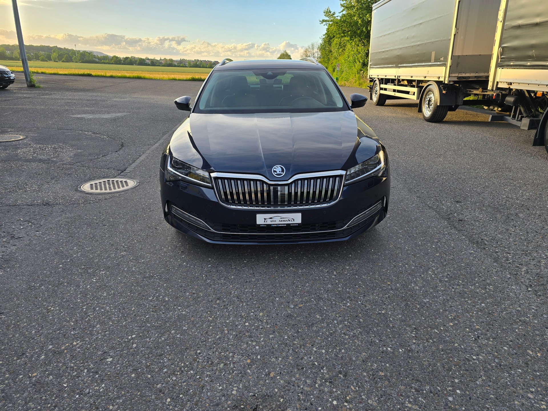 SKODA Superb Combi 2.0 TDi Style DSG-image-0