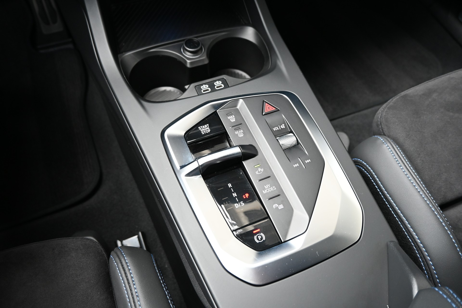BMW 120 M Sport Steptronic-image-17