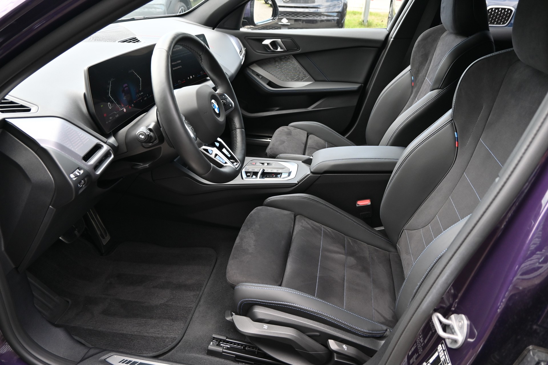 BMW 120 M Sport Steptronic-image-9