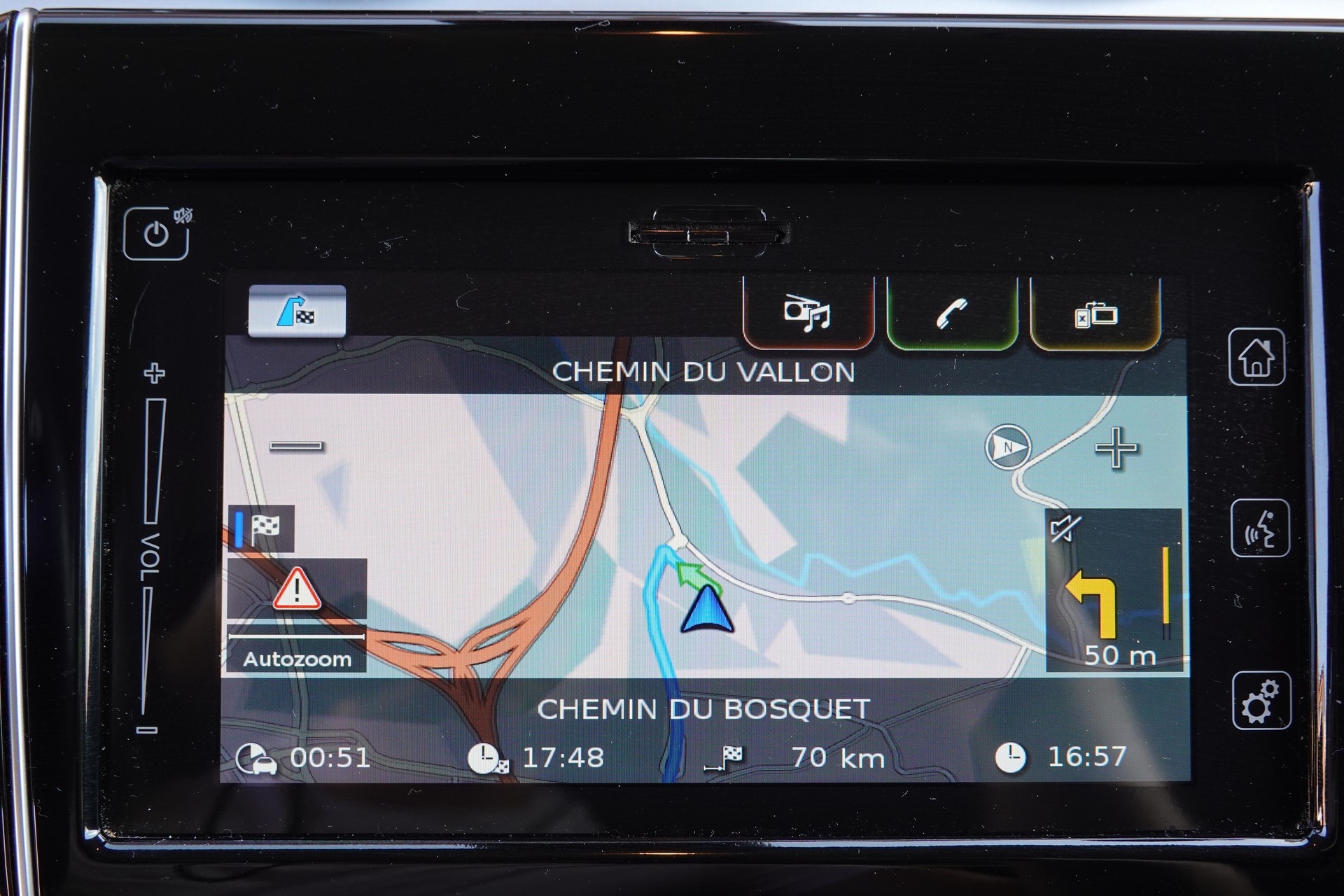 SUZUKI Swift 1.2i Piz Sulai Top Hybrid Allgrip 4x4 "CH Auto * Keyless * GPS * Caméra * Temp. Adapt"-image-14