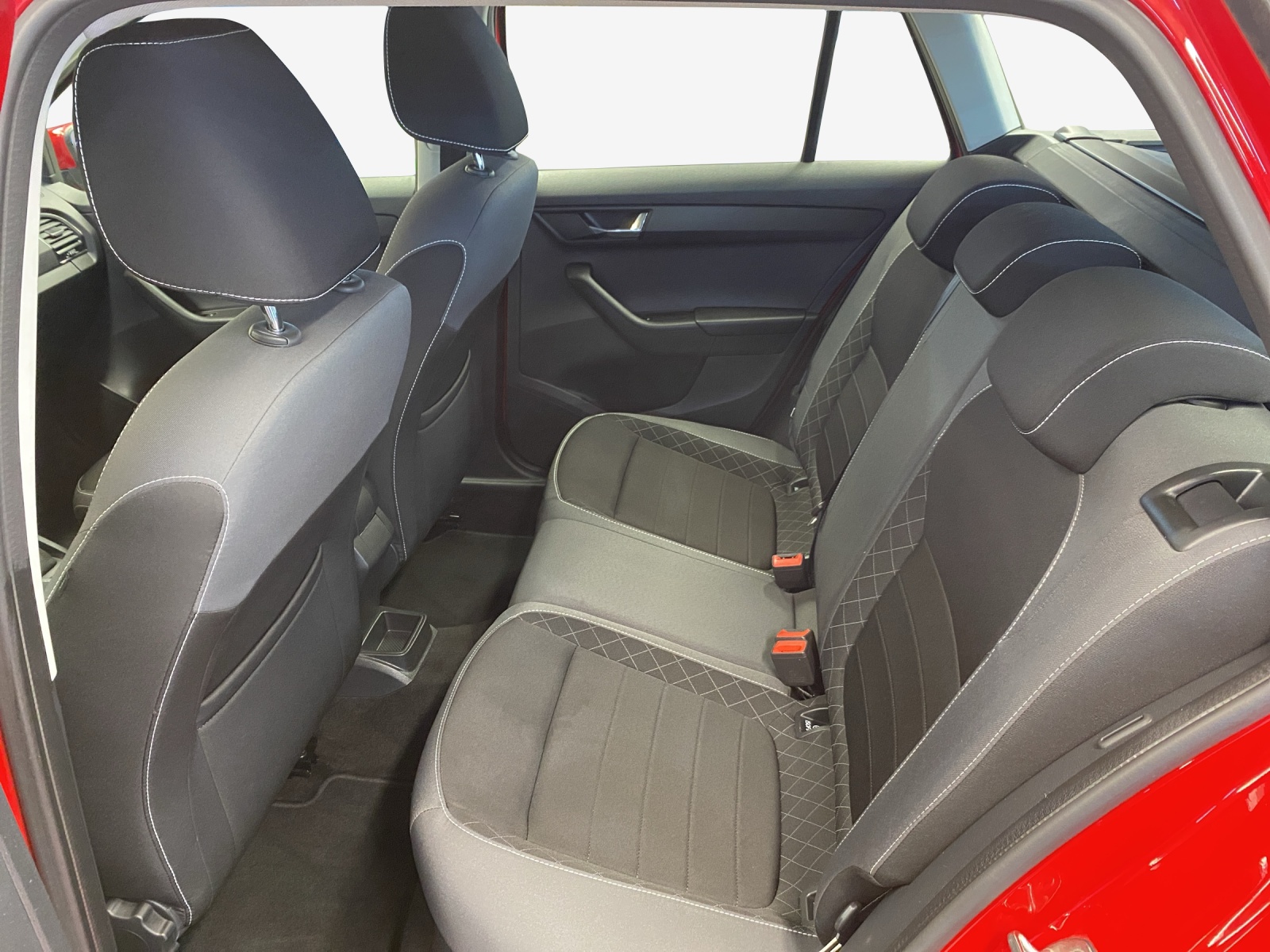SKODA Fabia Combi 1.0 TSI Ambition DSG-image-11