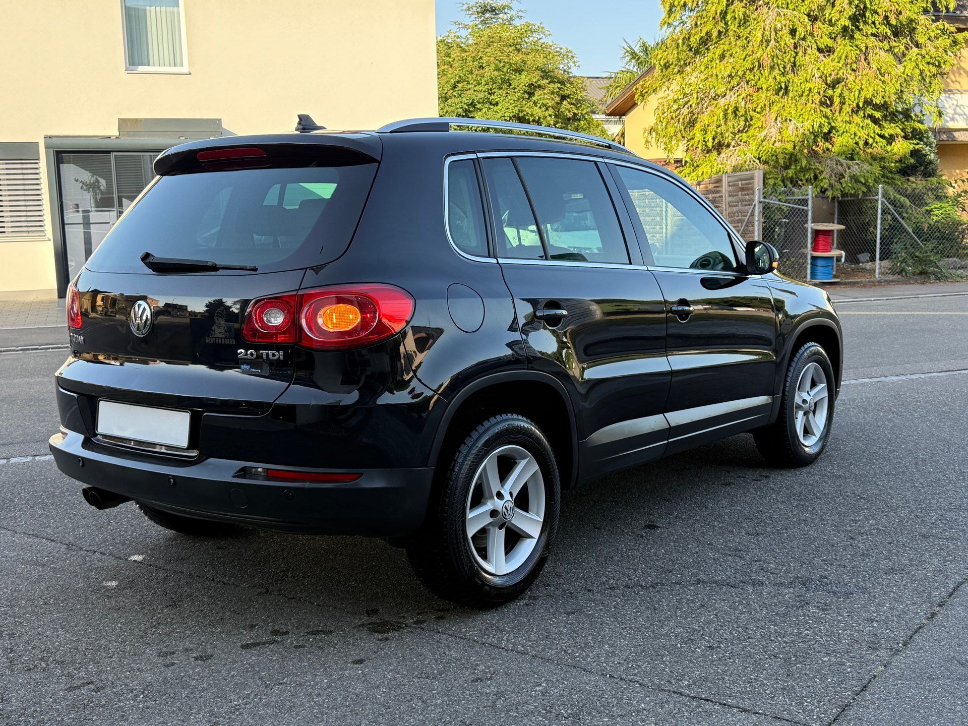 VW Tiguan 2.0 TDI Trend&Fun Tiptronic-image-4