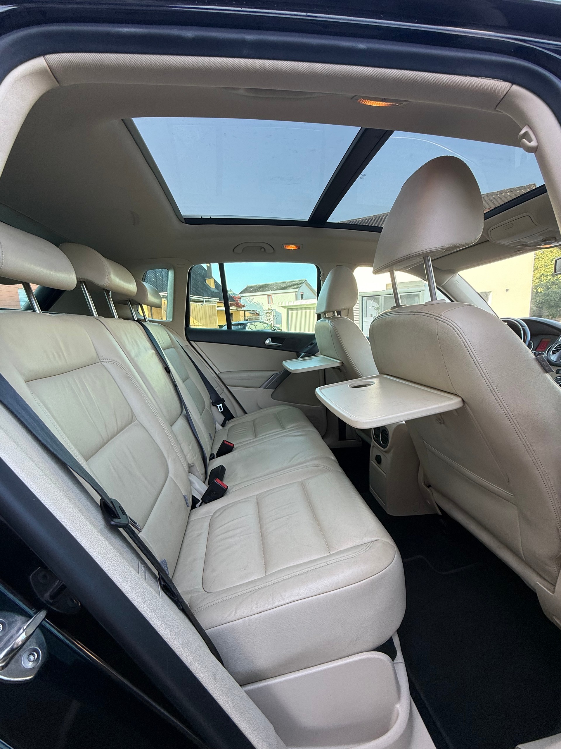 VW Tiguan 2.0 TDI Trend&Fun Tiptronic-image-2