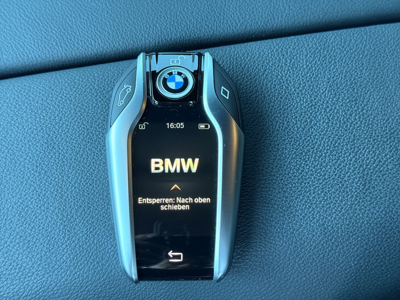 BMW X5 xDrive45e M Sport Steptronic Mineralweiss met.-image-31