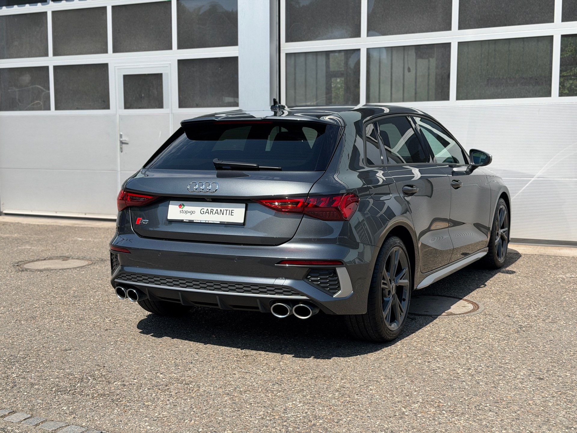 AUDI S3 Sportback 2.0 TFSI quattro S-tronic-image-3
