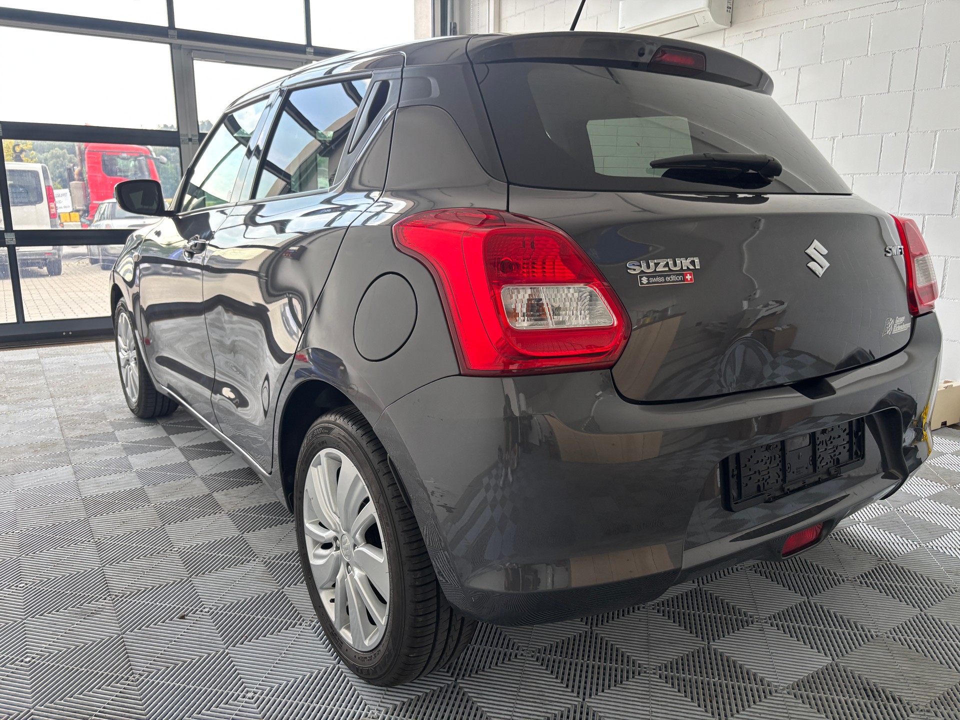 SUZUKI Swift 1.0 12V Compact+-image-3