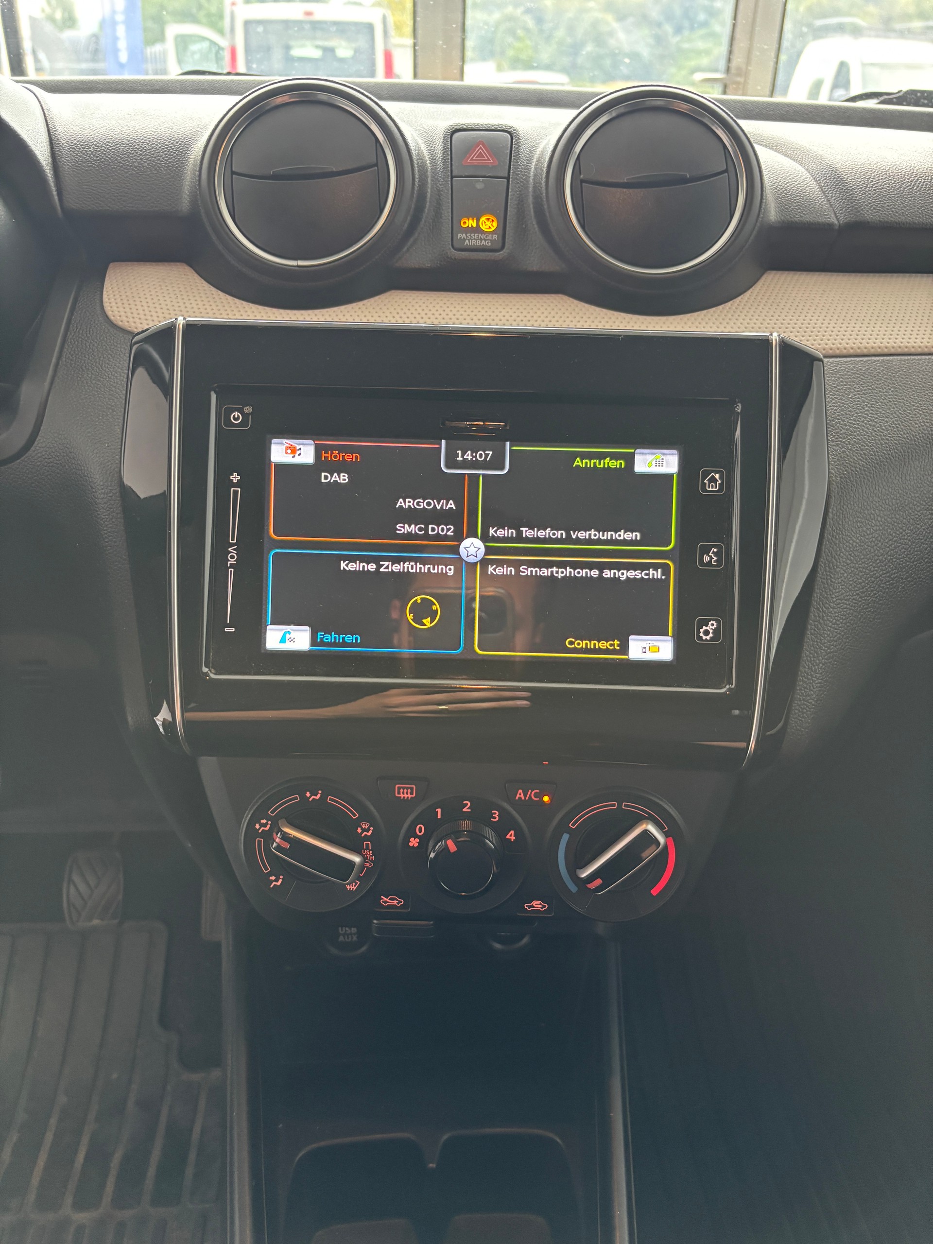 SUZUKI Swift 1.0 12V Compact+-image-12