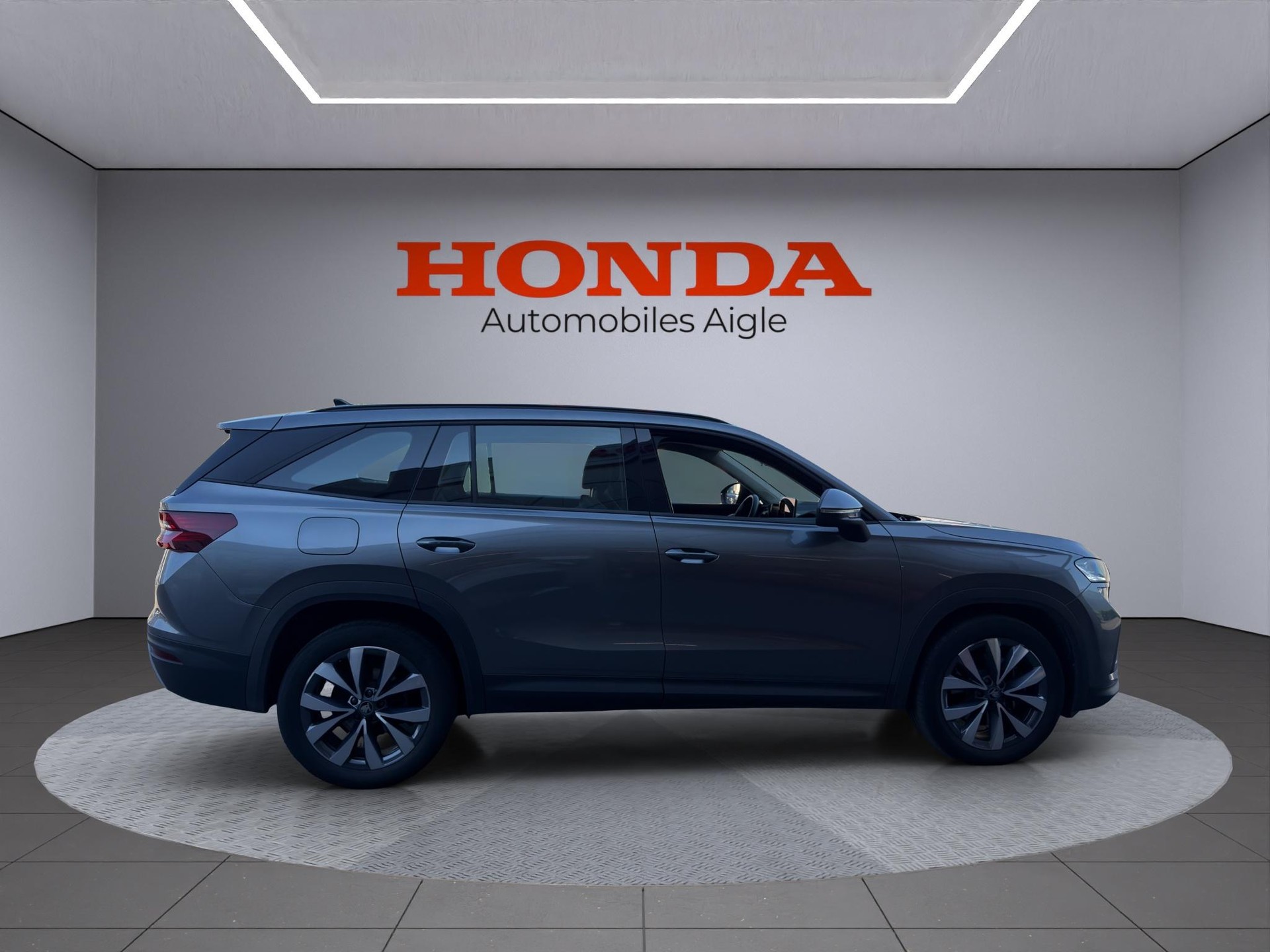 SKODA Kodiaq 2.0 TSI Selection-image-5
