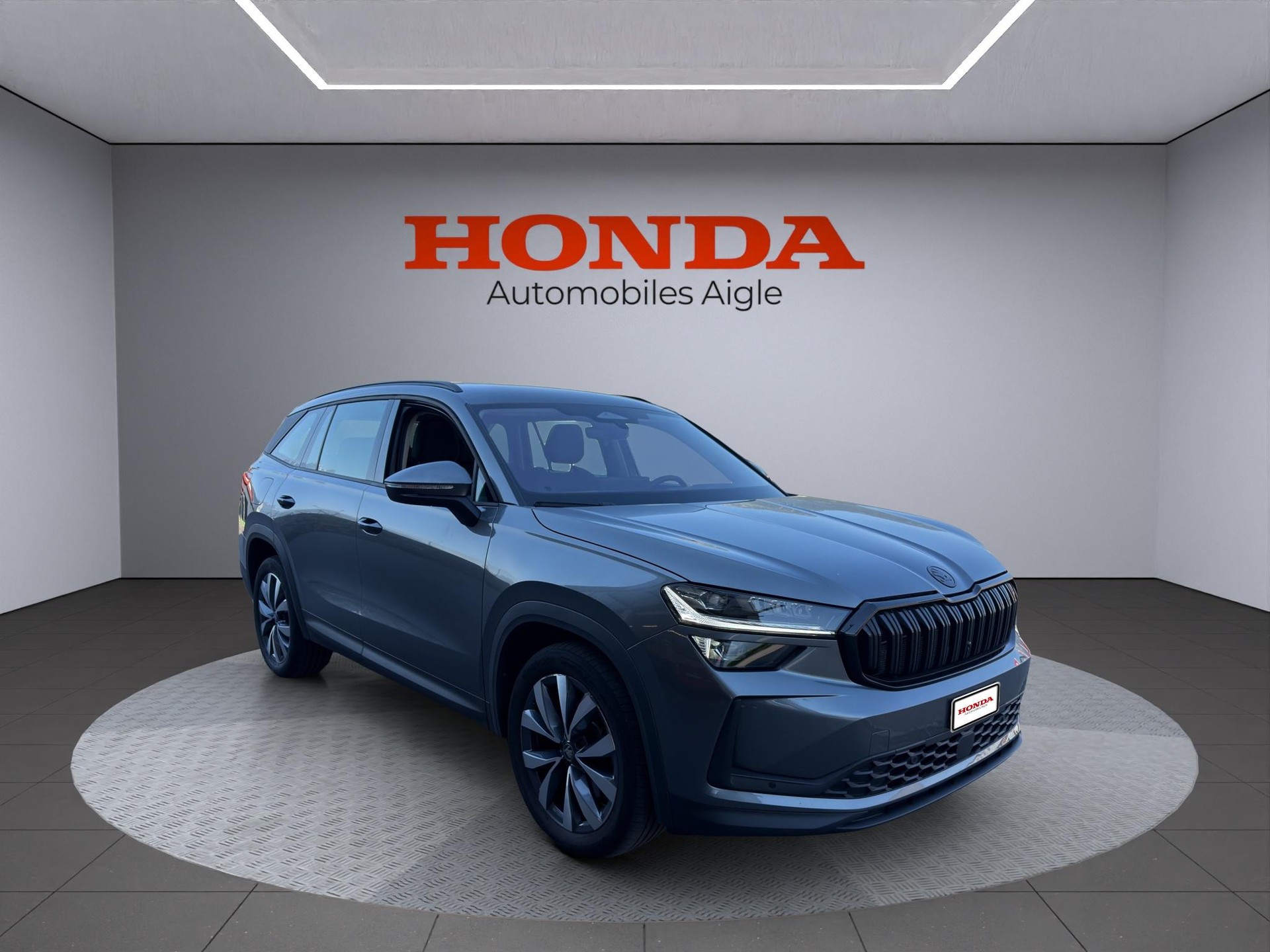 SKODA Kodiaq 2.0 TSI Selection-image-6