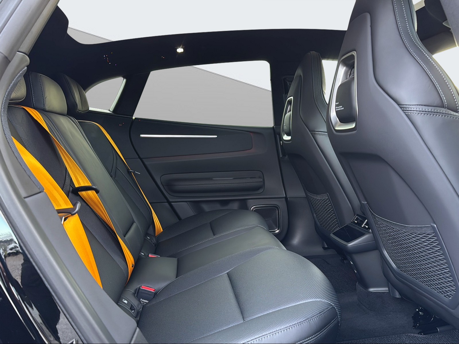 POLESTAR 4 Long Range Dual Motor-image-10