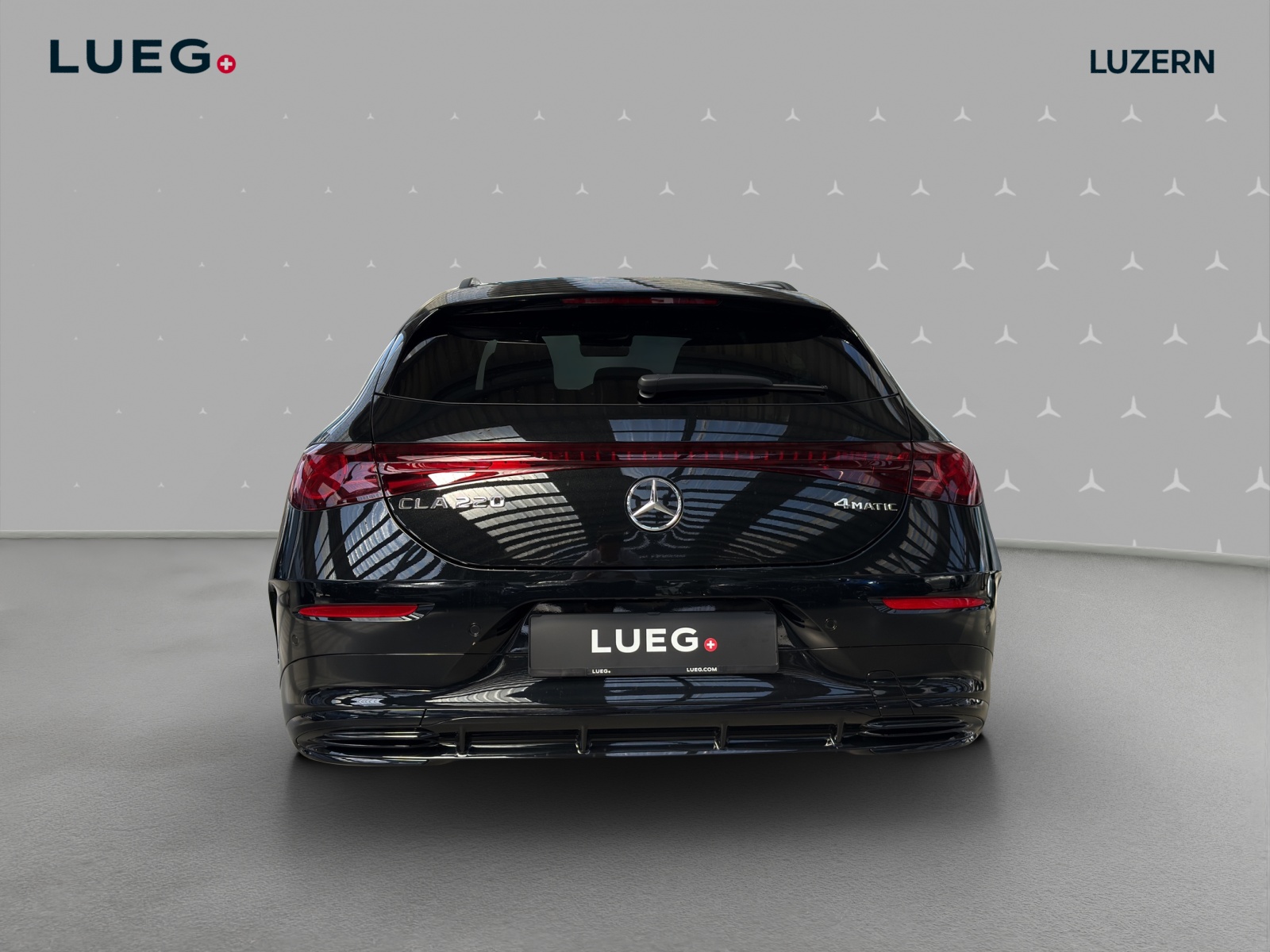 MERCEDES-BENZ CLA Shooting Brake 220 4Matic 8G-DCT-image-3