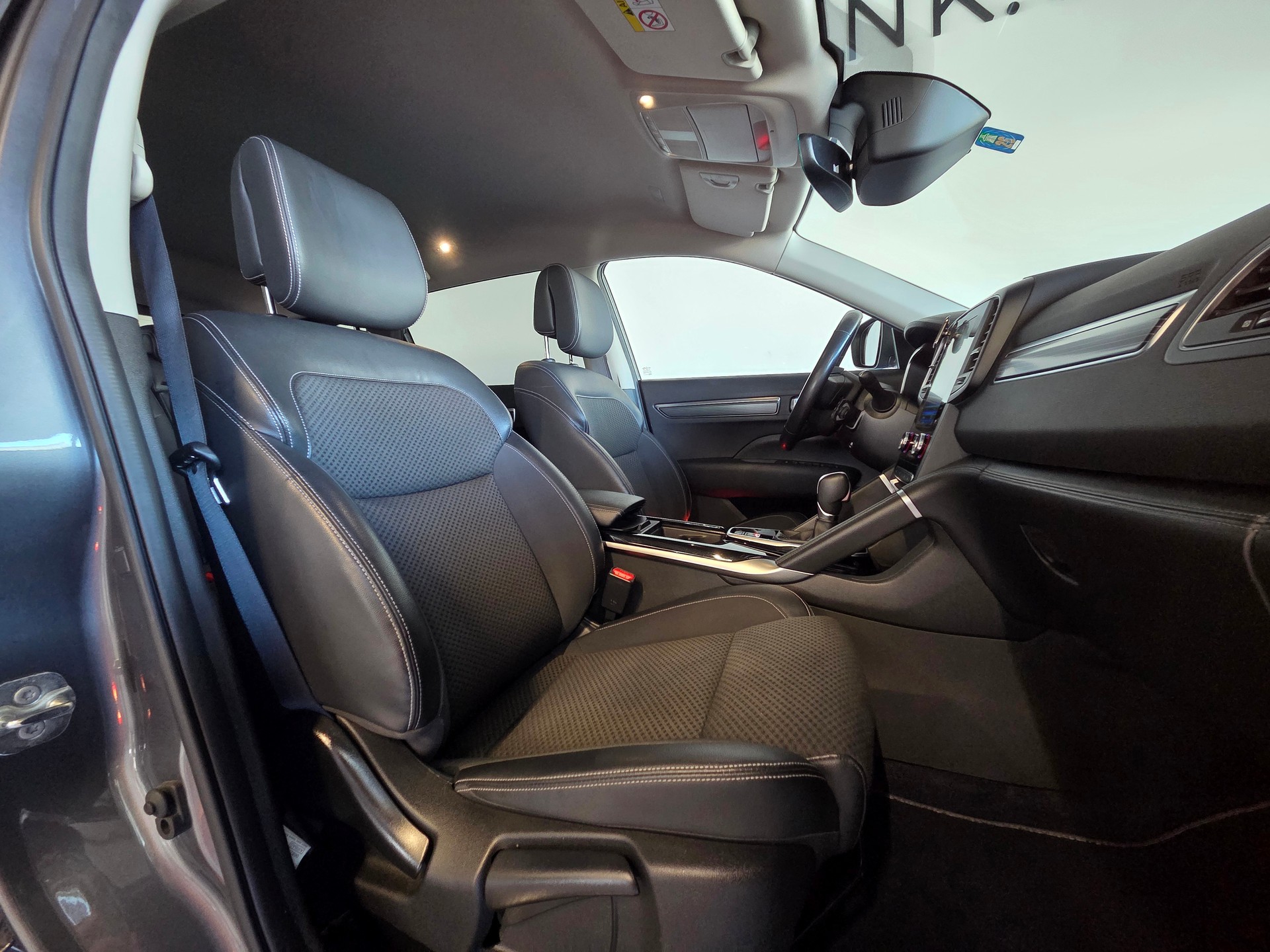 RENAULT Koleos 2.0 Blue dCi techno X-Tronic 4WD-image-4