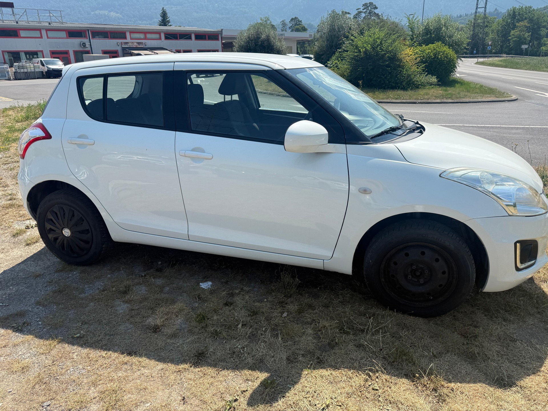 SUZUKI Swift 1.2i 16V Compact Top 4x4-image-2