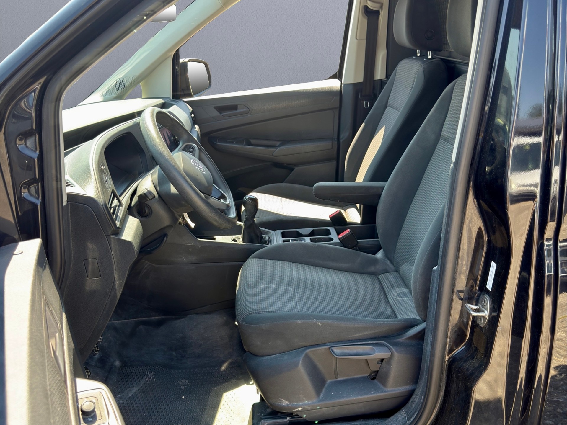 VW 2.0TDI Navi, Klima, AHK 1500 Kg, Nutzlast 650 kg-image-10